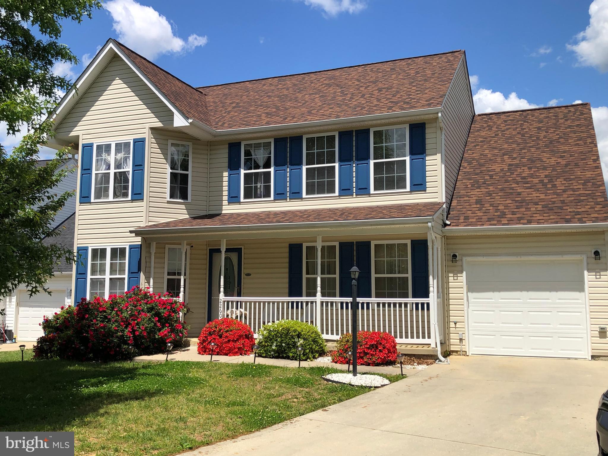 ROLLING MEADOWS - Residential