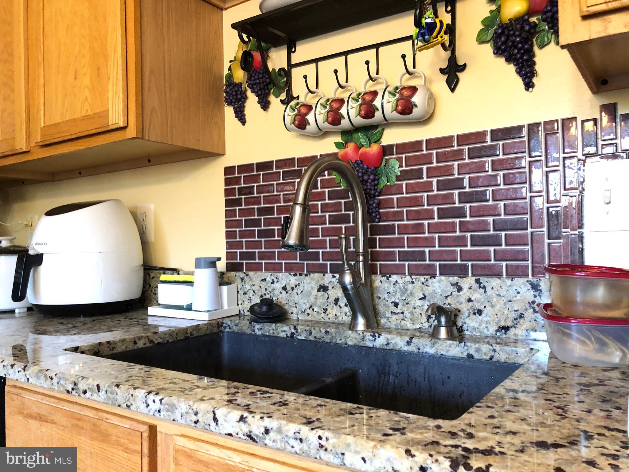 ROLLING MEADOWS - Residential