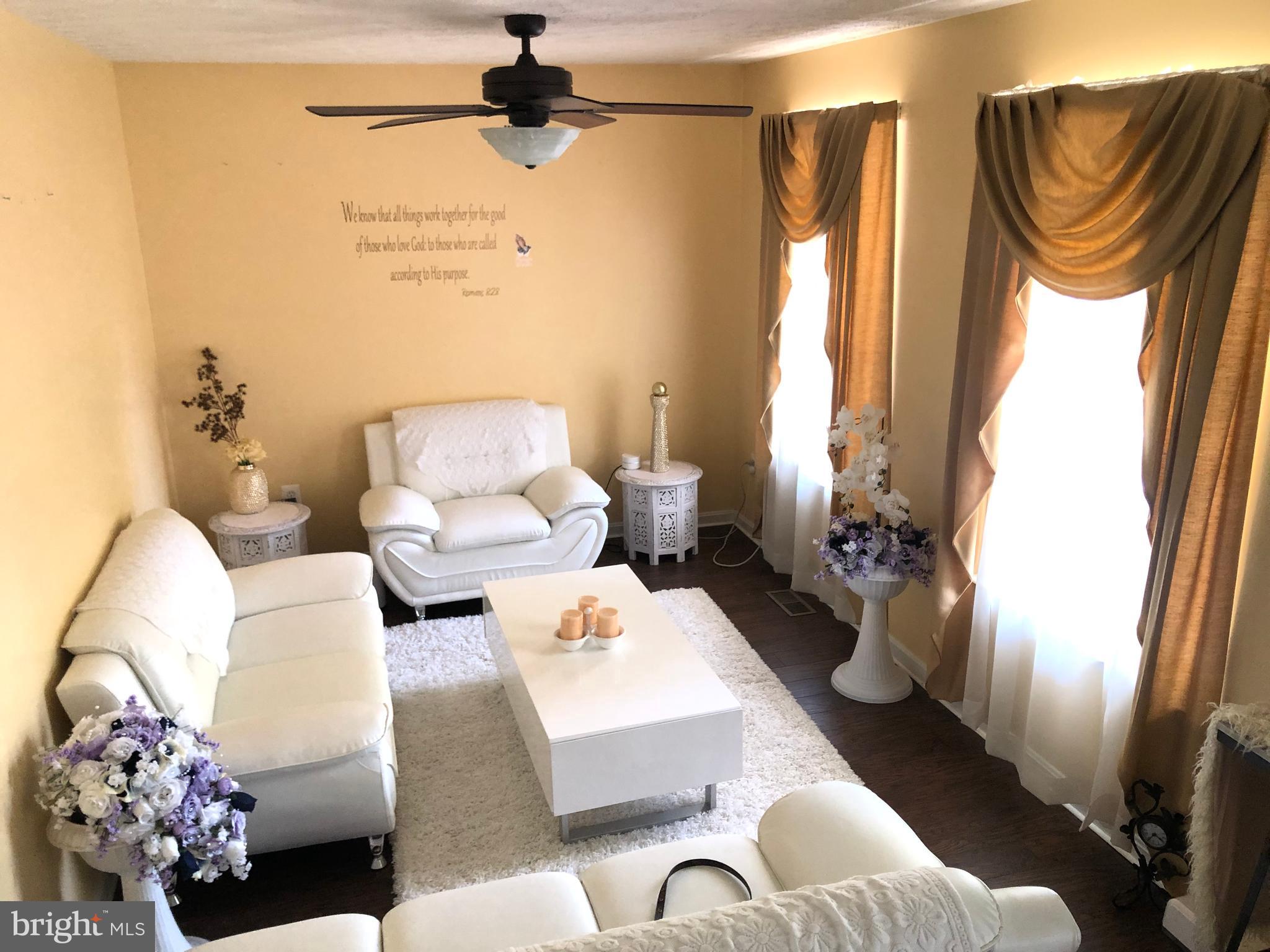 ROLLING MEADOWS - Residential