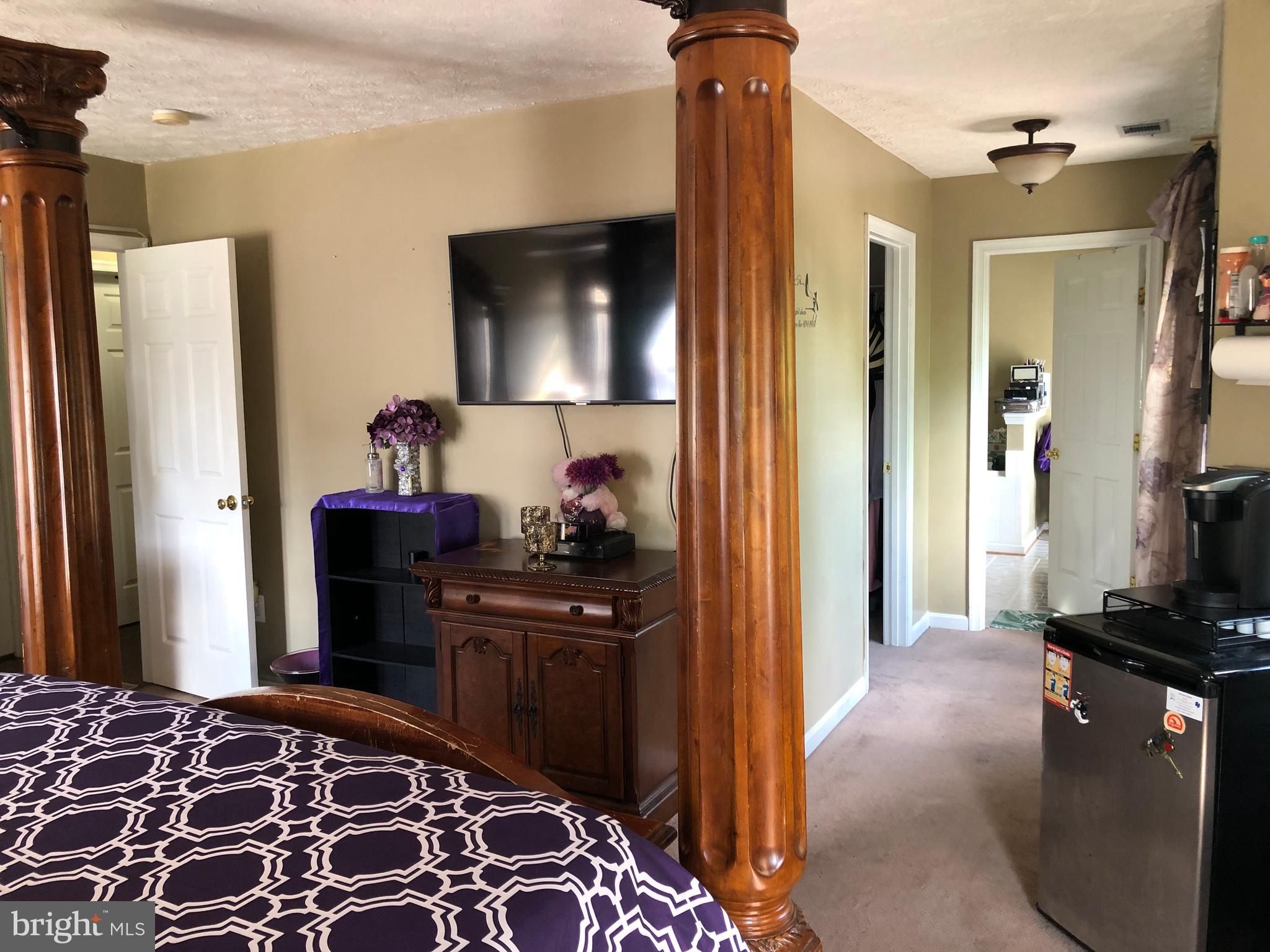 ROLLING MEADOWS - Residential