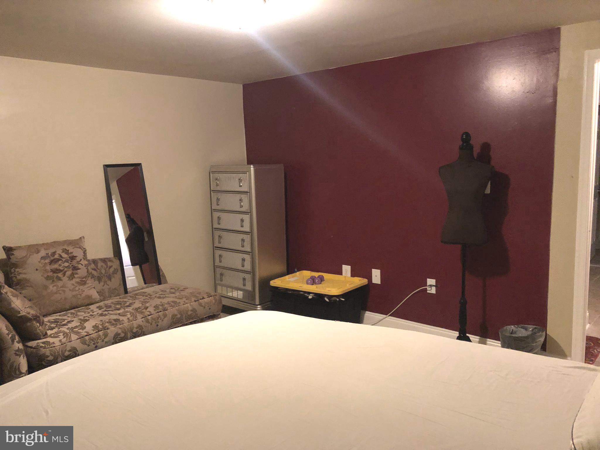 ROLLING MEADOWS - Residential