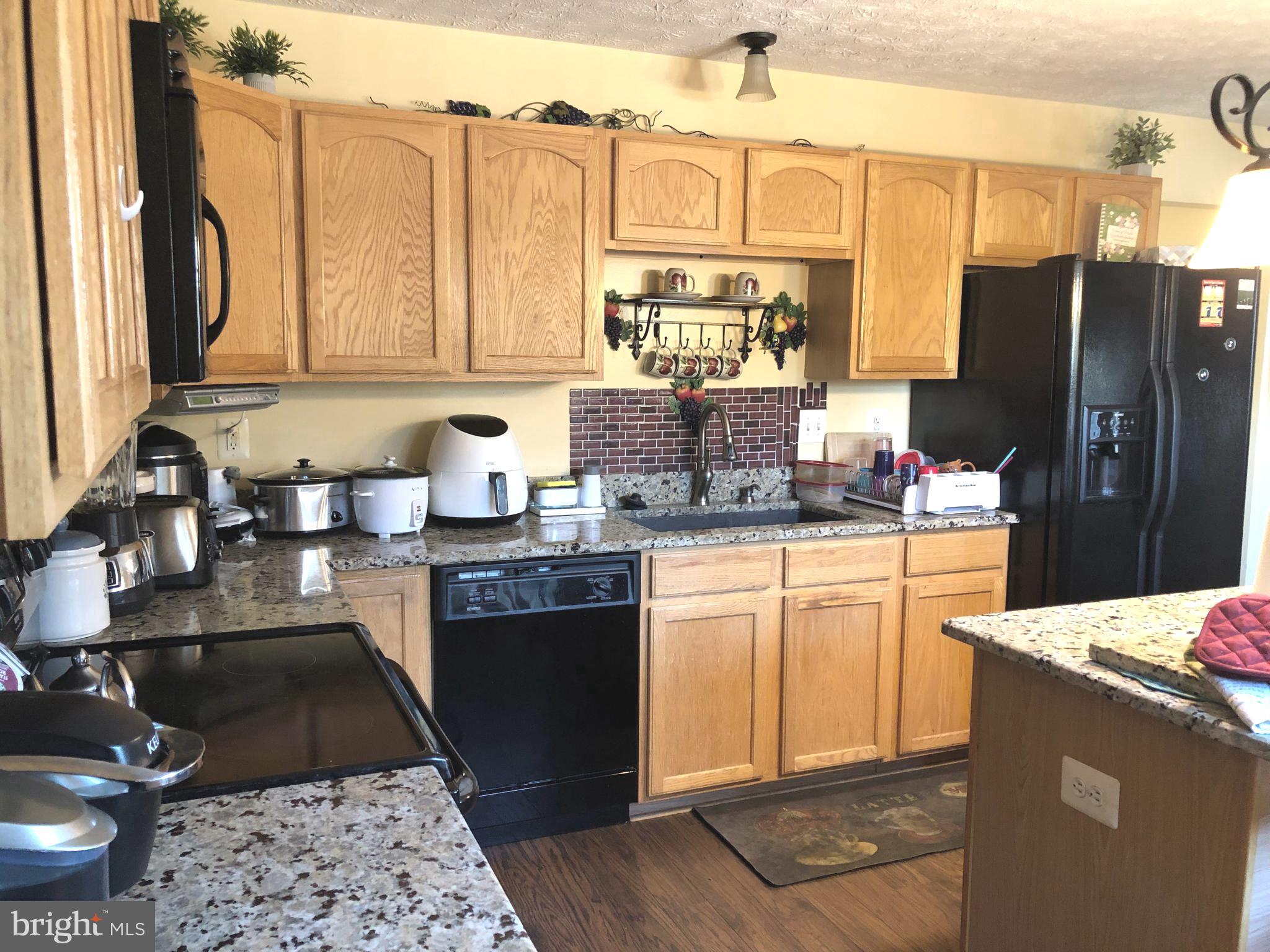 ROLLING MEADOWS - Residential