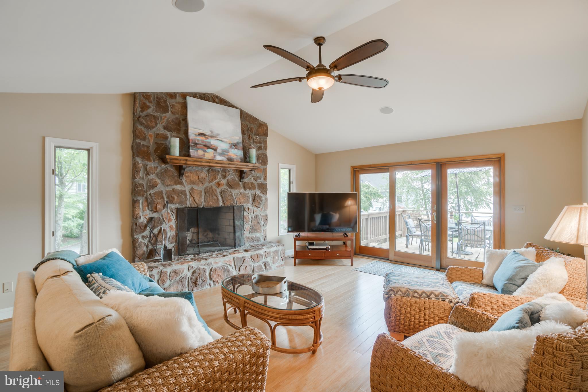 LAKE OF THE WOODS - Residential