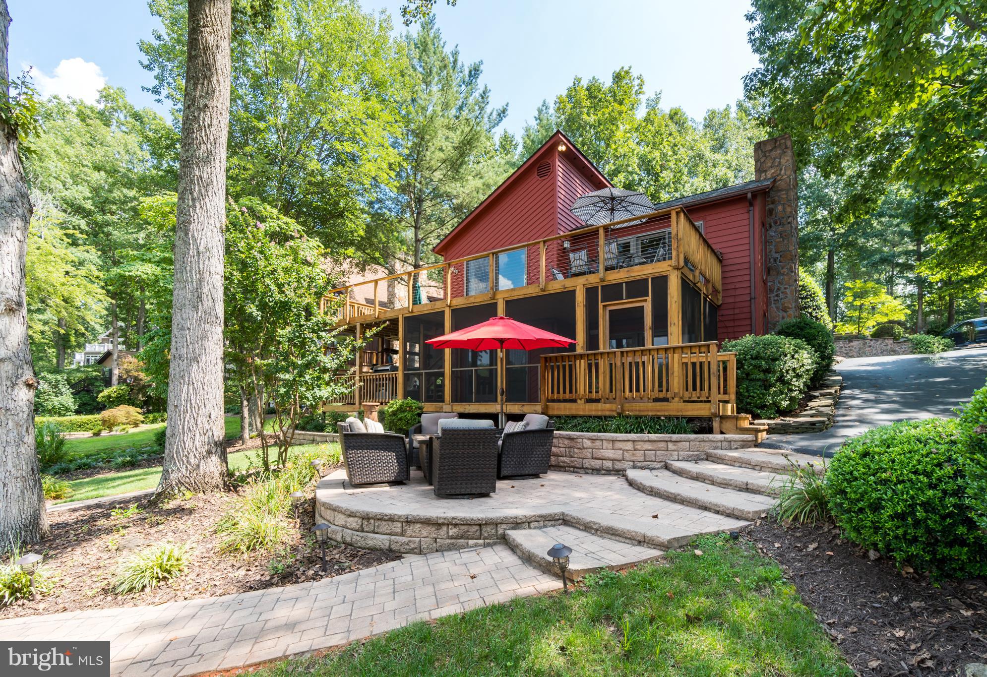 LAKE OF THE WOODS - Residential