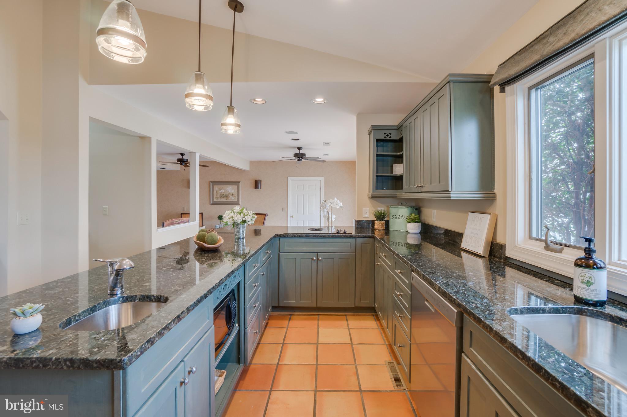 LAKE OF THE WOODS - Residential