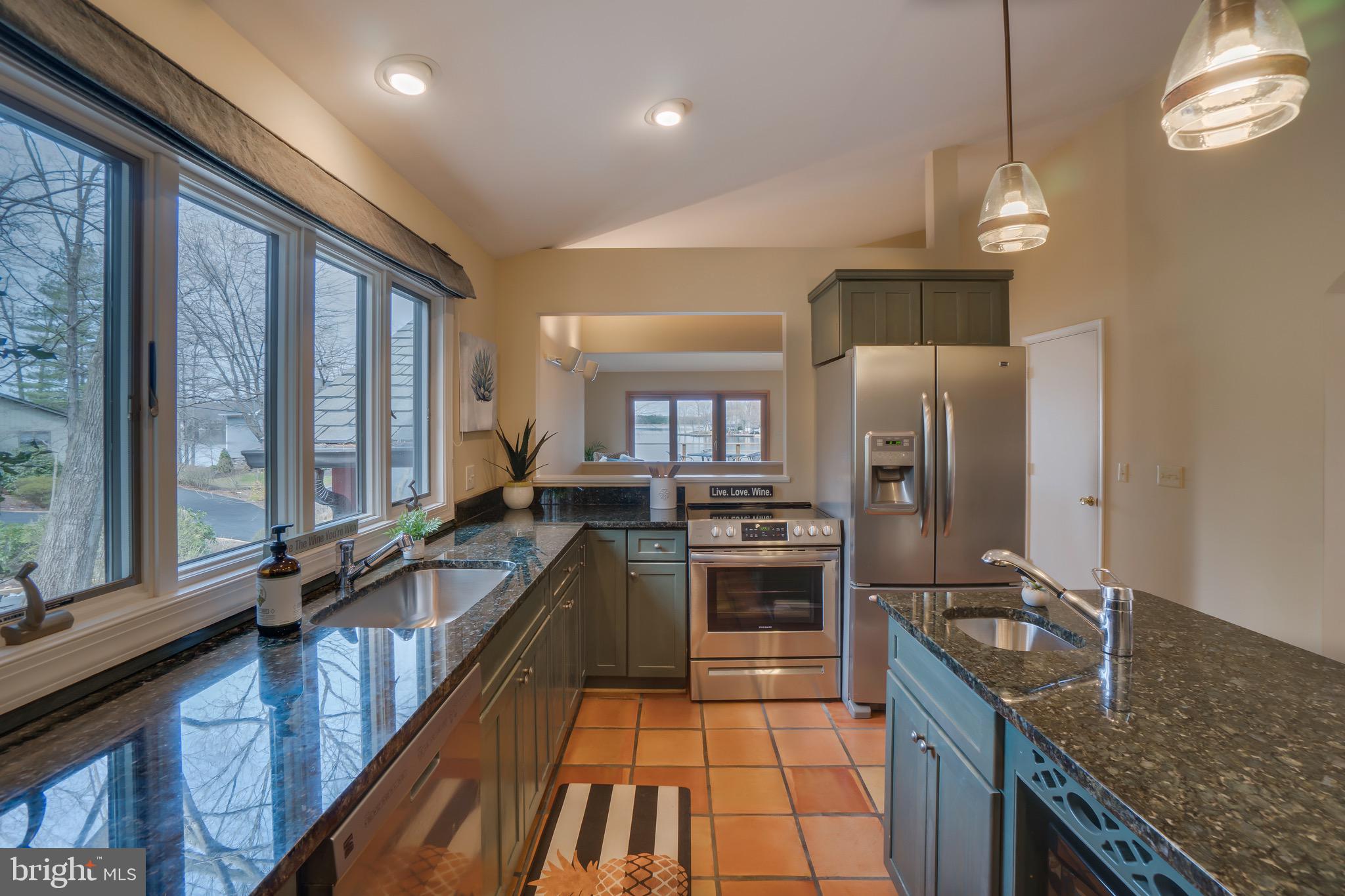 LAKE OF THE WOODS - Residential