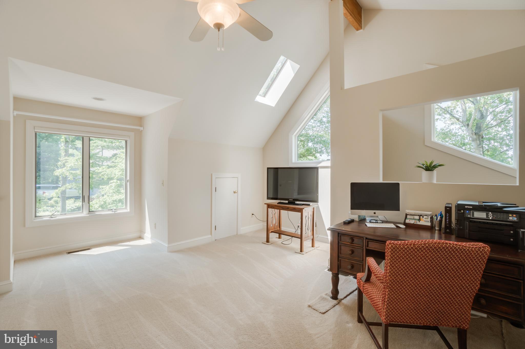 LAKE OF THE WOODS - Residential