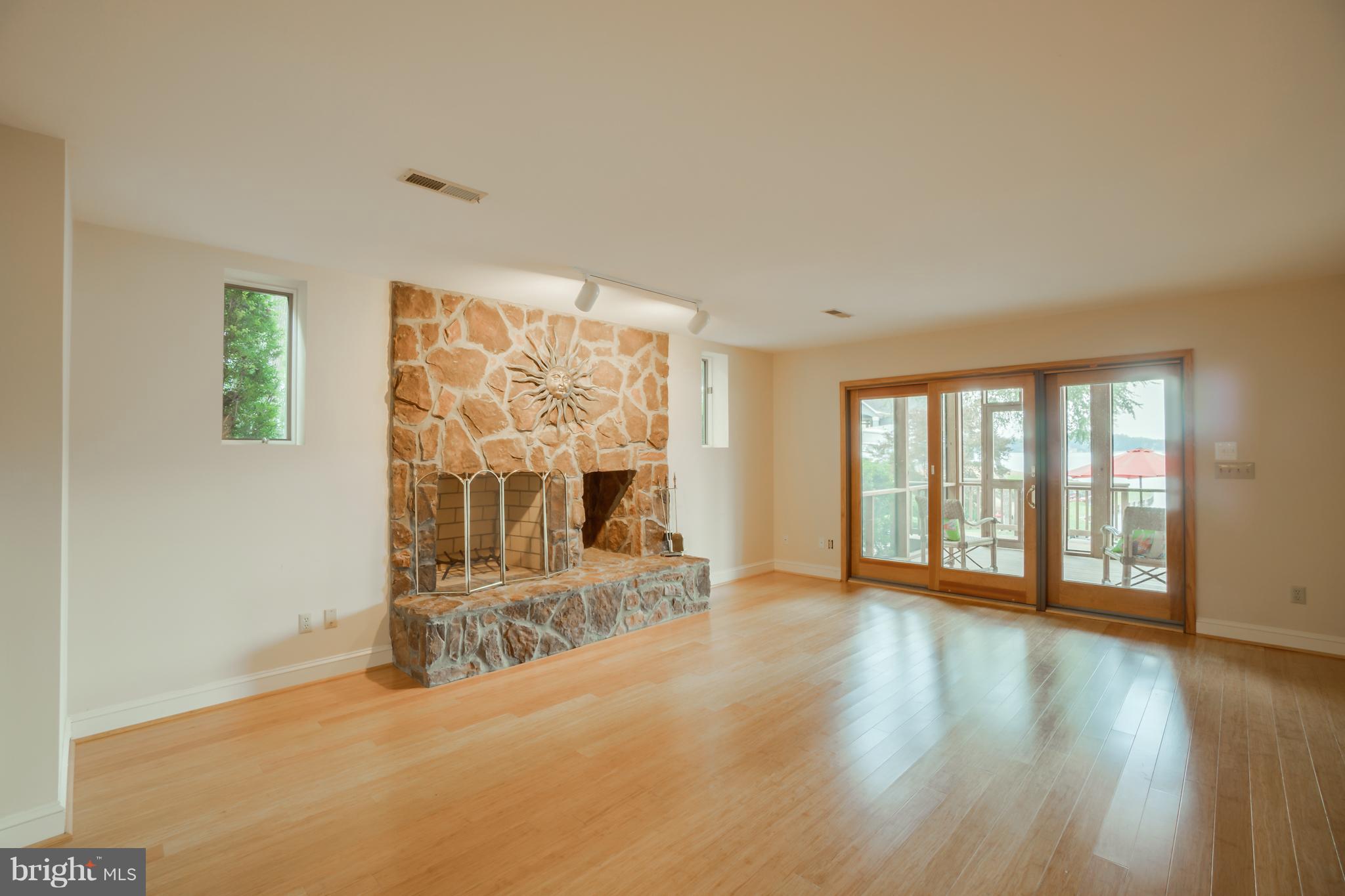 LAKE OF THE WOODS - Residential