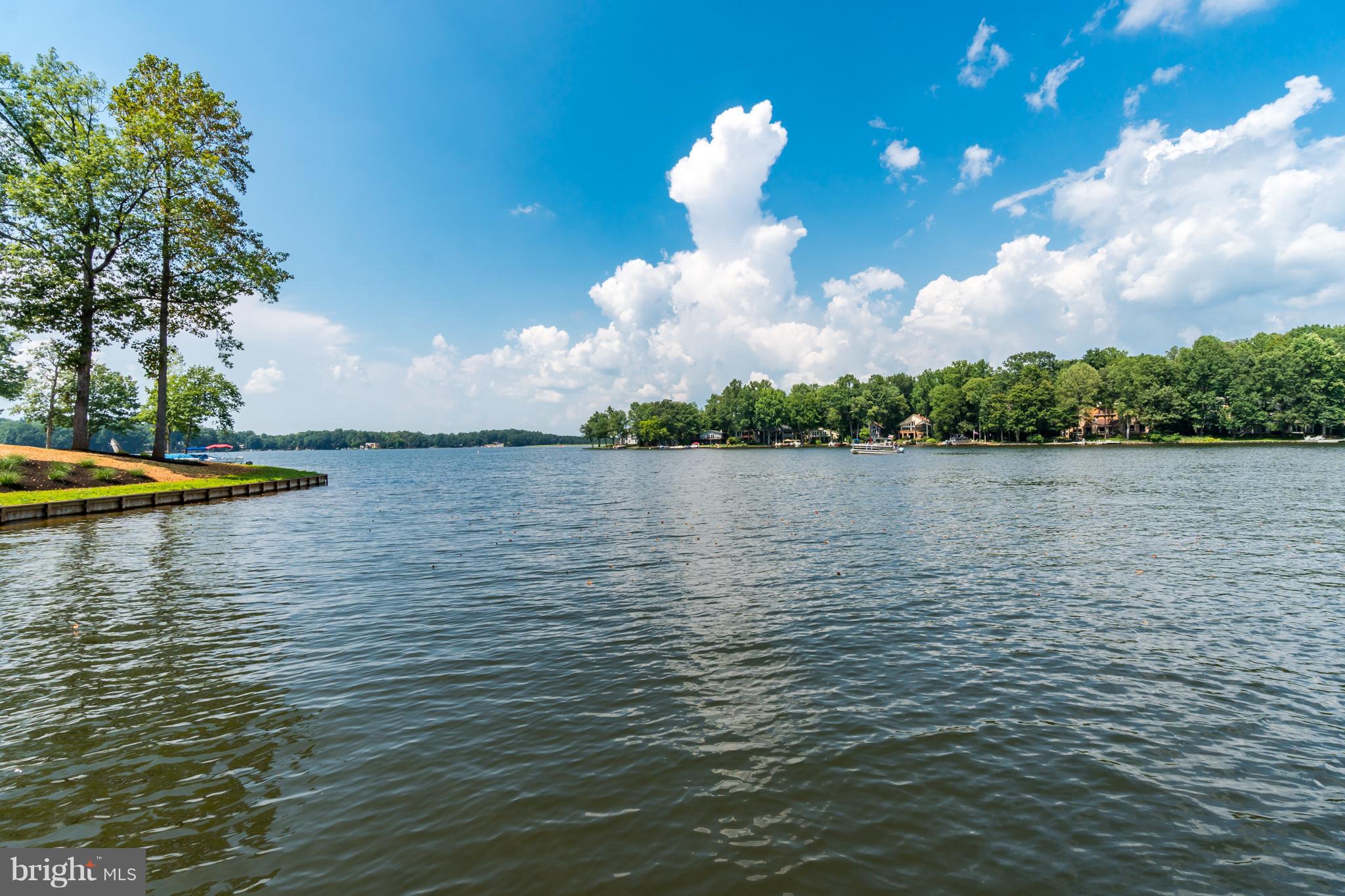 LAKE OF THE WOODS - Residential