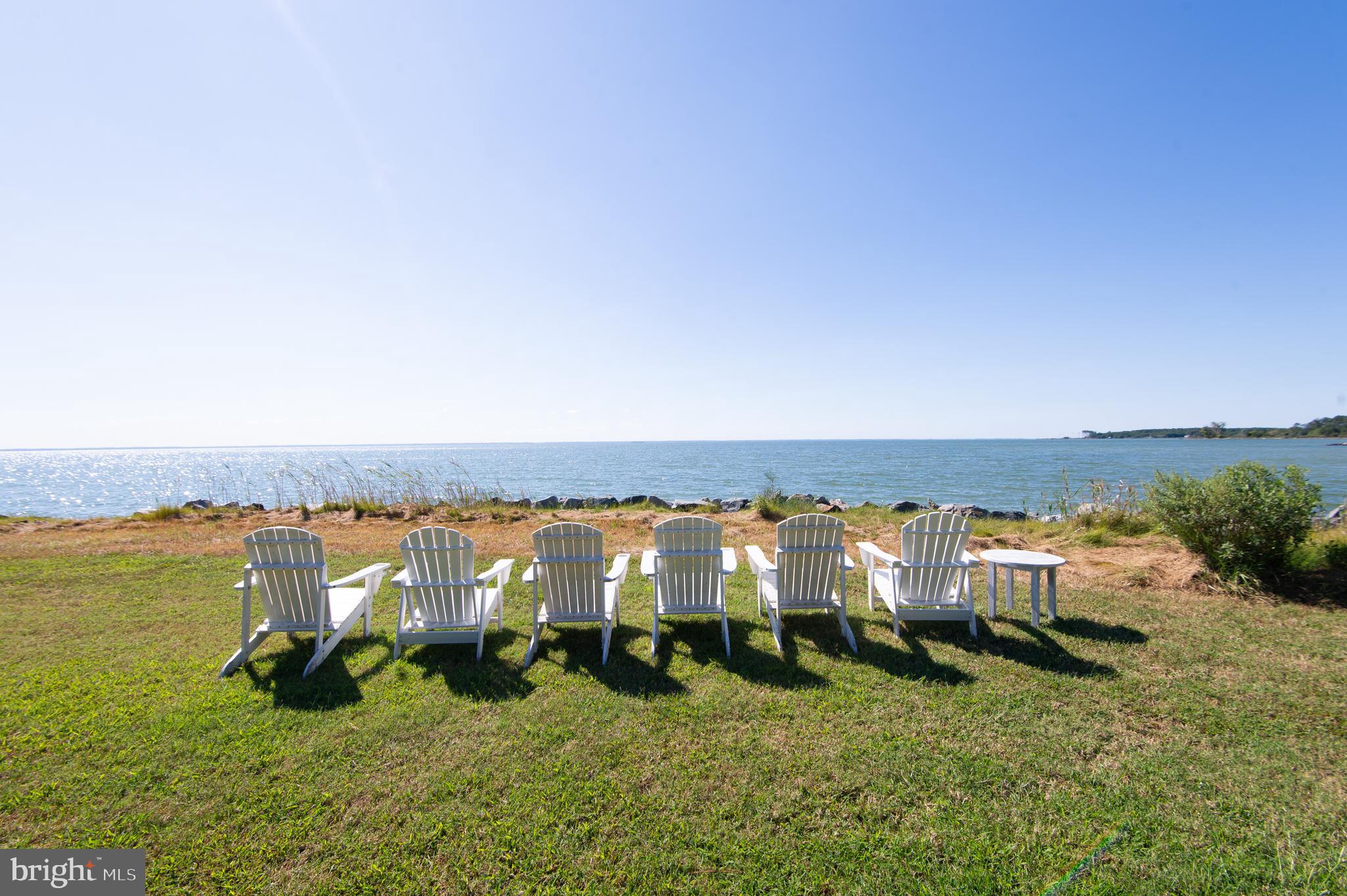 RAGGED POINT - Residential