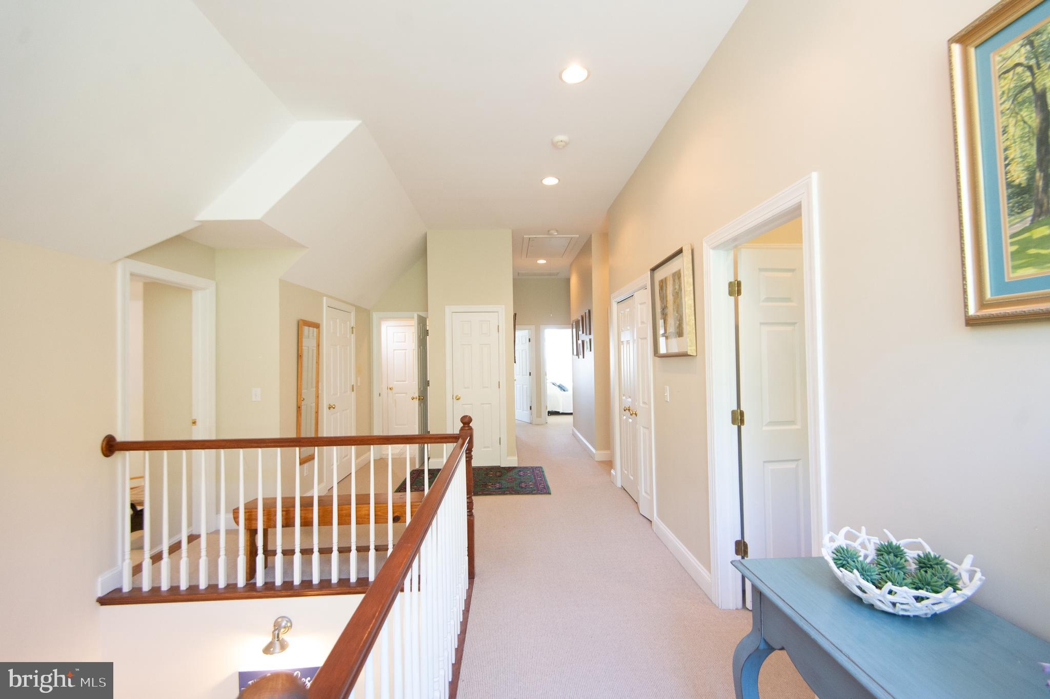 RAGGED POINT - Residential