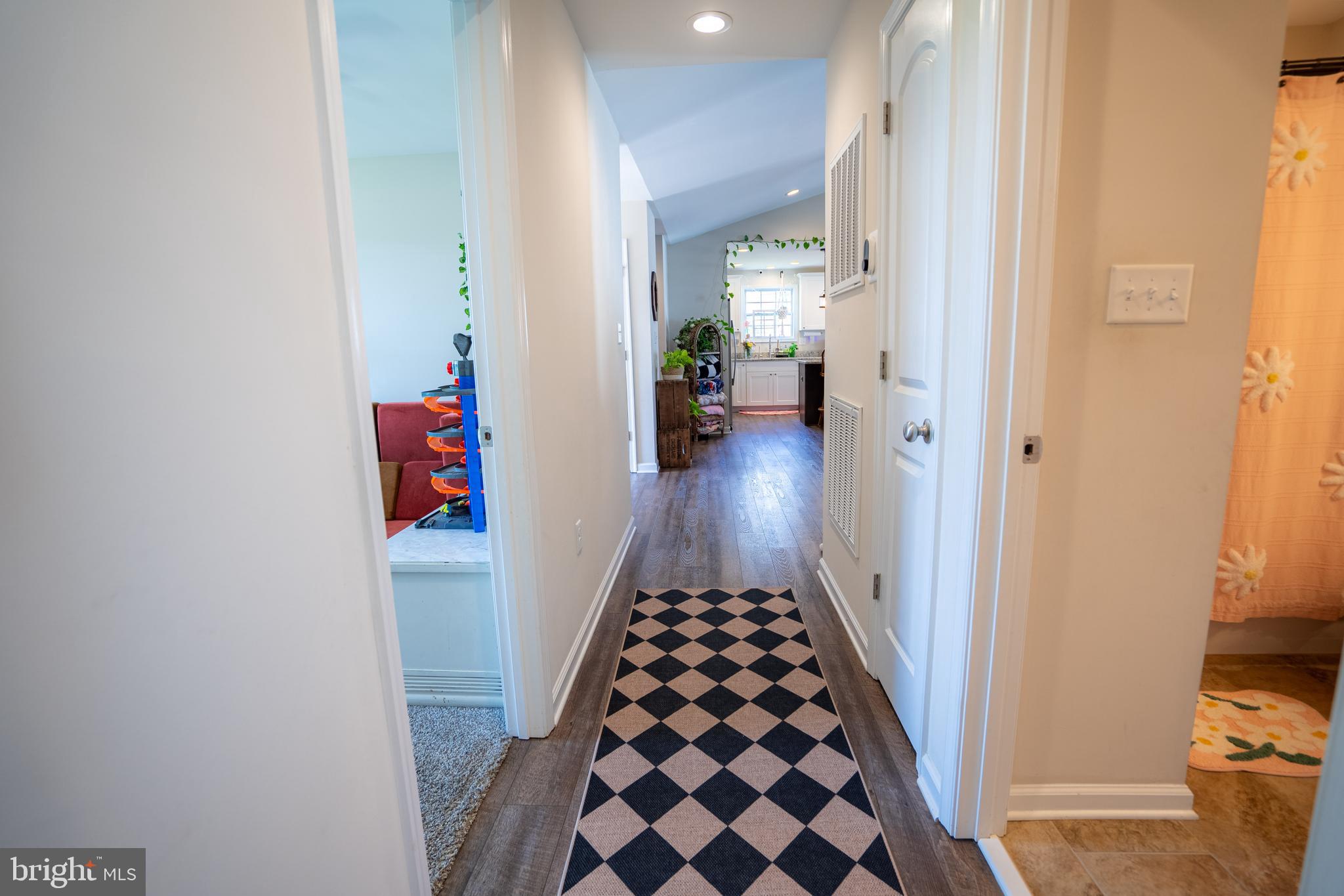 PRENTISS POINT - Residential