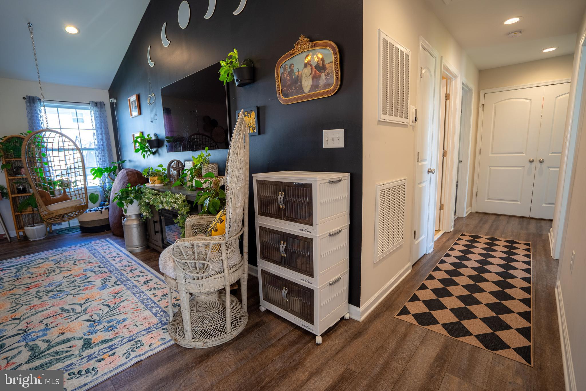 PRENTISS POINT - Residential