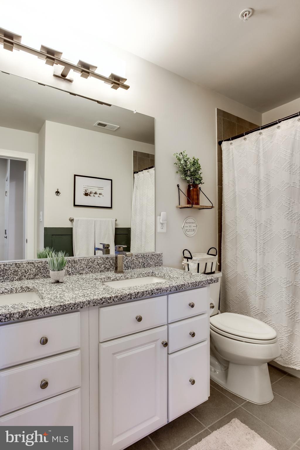 GREENLEIGH AT CROSSROADS - Residential Lease