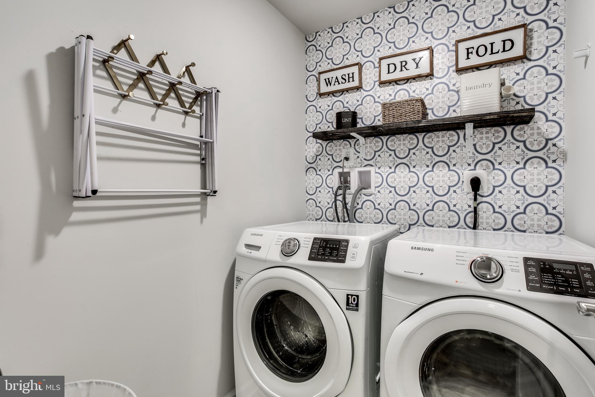 GREENLEIGH AT CROSSROADS - Residential Lease