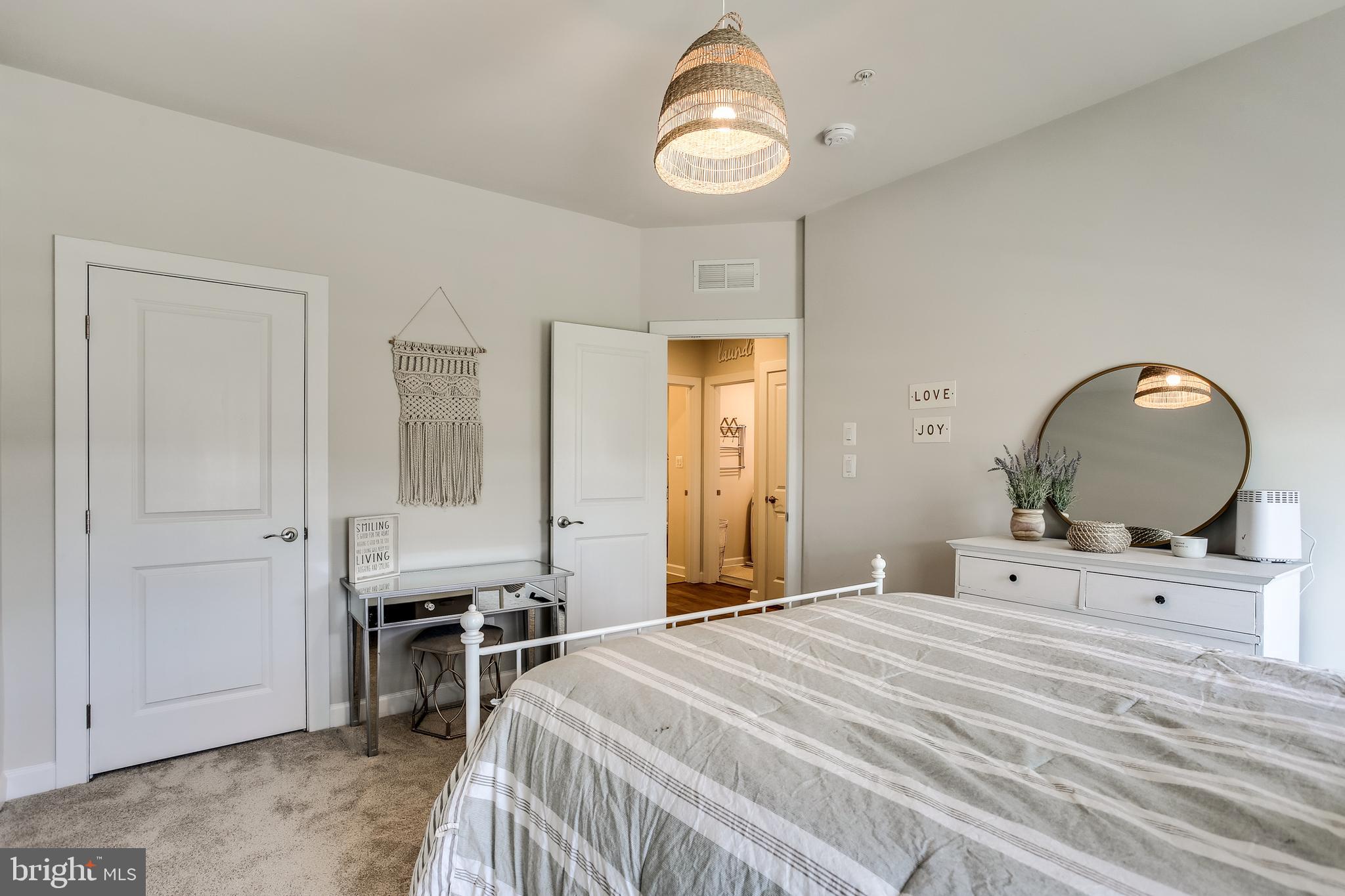 GREENLEIGH AT CROSSROADS - Residential Lease