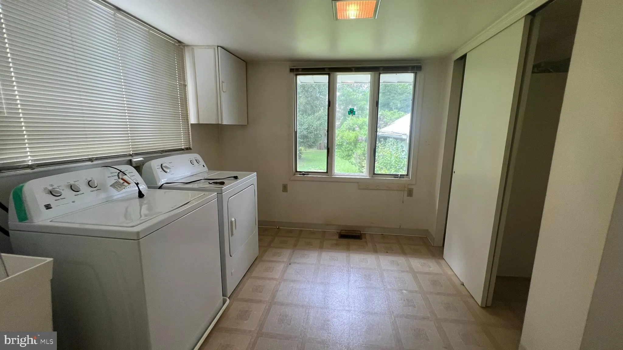 Stratford, New Jersey 08084, United States, 4 Bedrooms Bedrooms, ,Residential,Active,191255