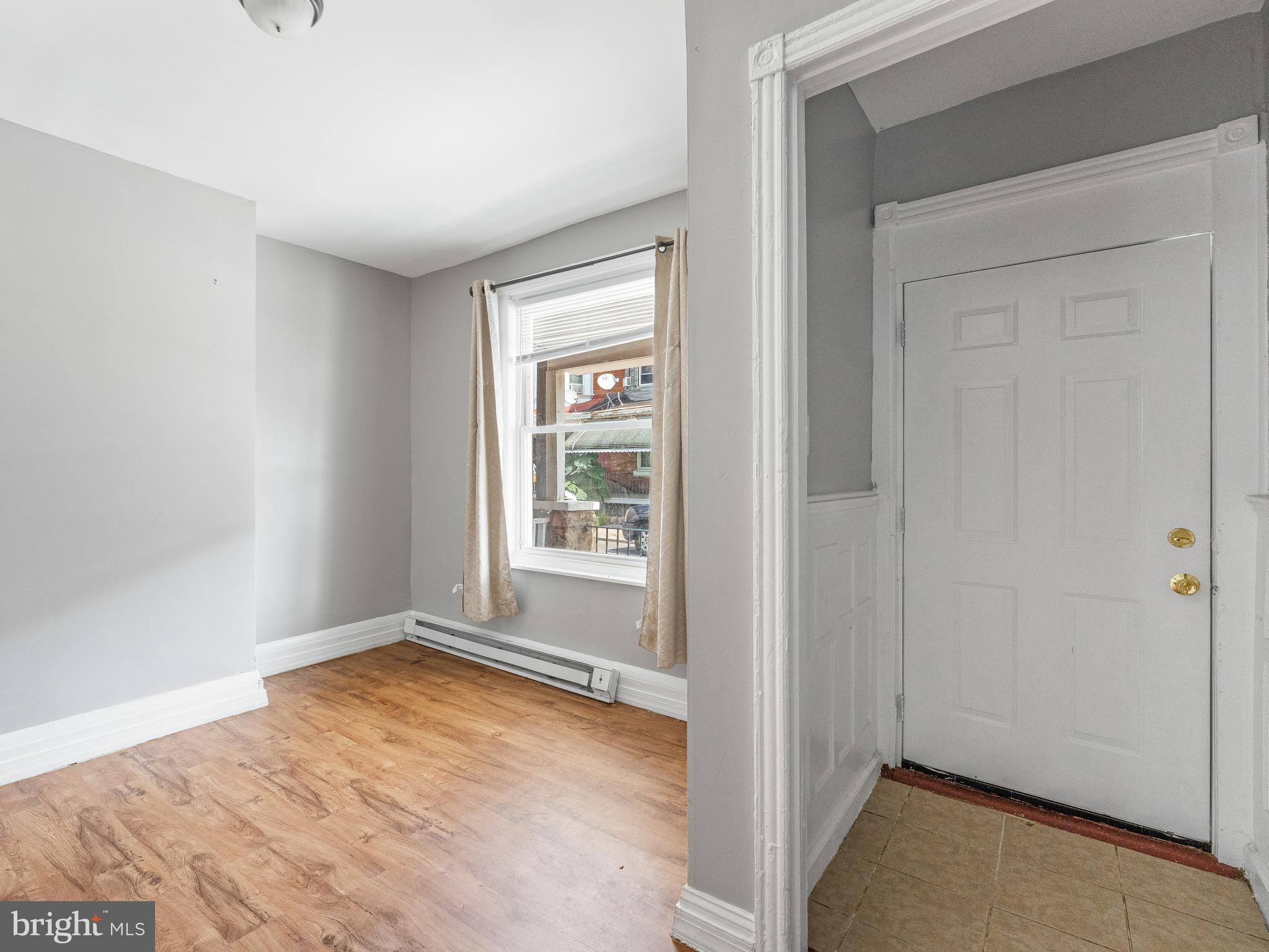 PHILADELPHIA (WEST) - Residential