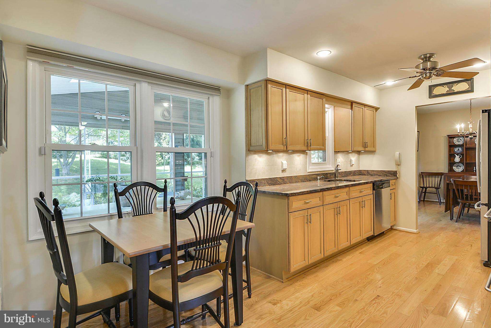 QUINCE ORCHARD KNOLLS - Residential