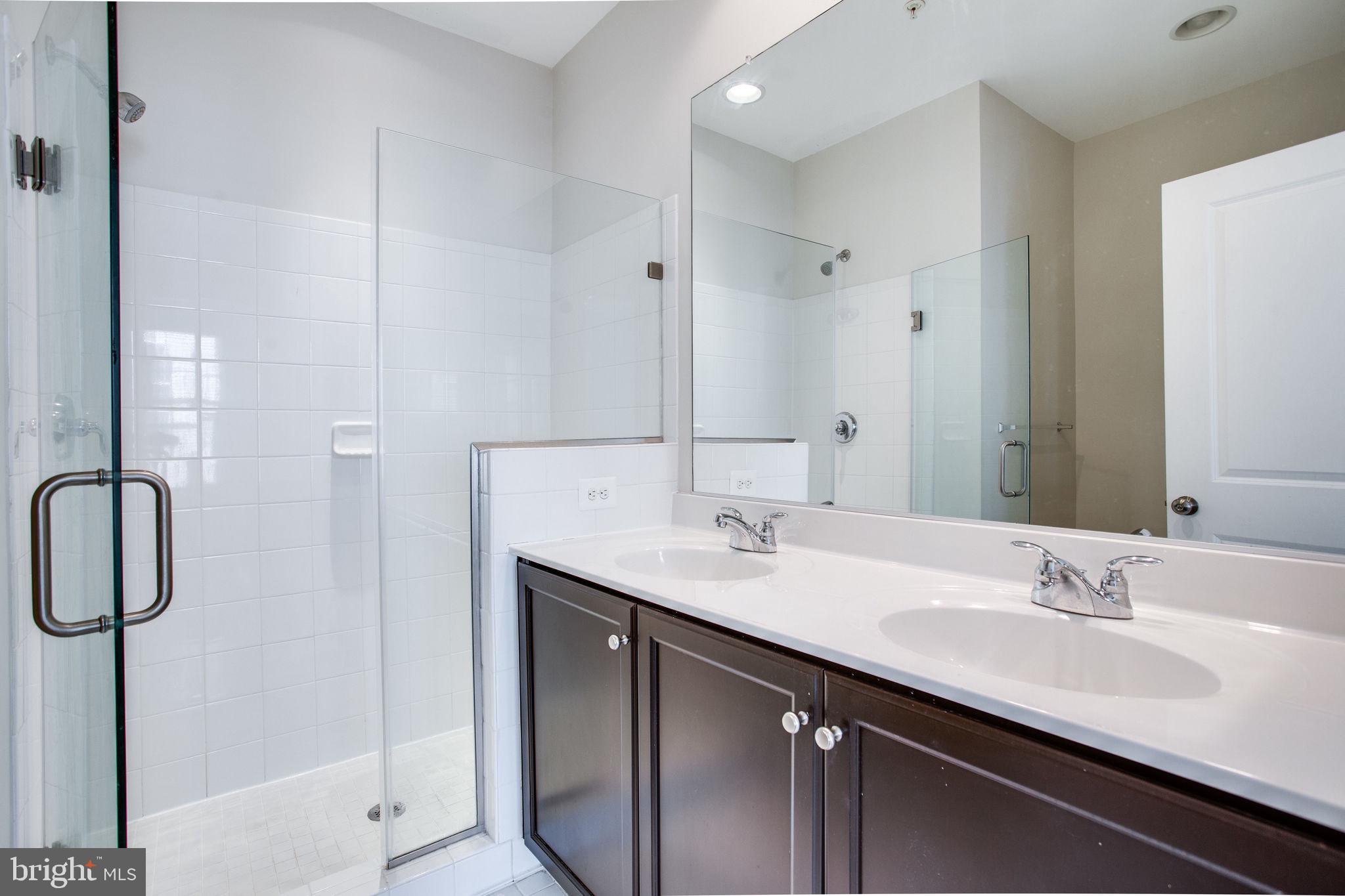 GALLERY PARK - Residential