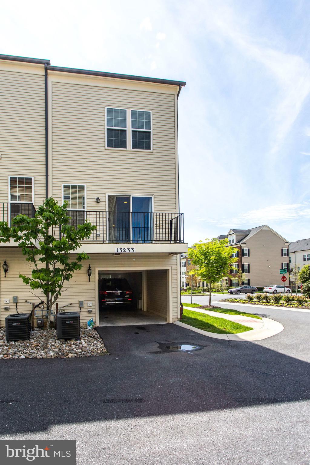 GALLERY PARK - Residential