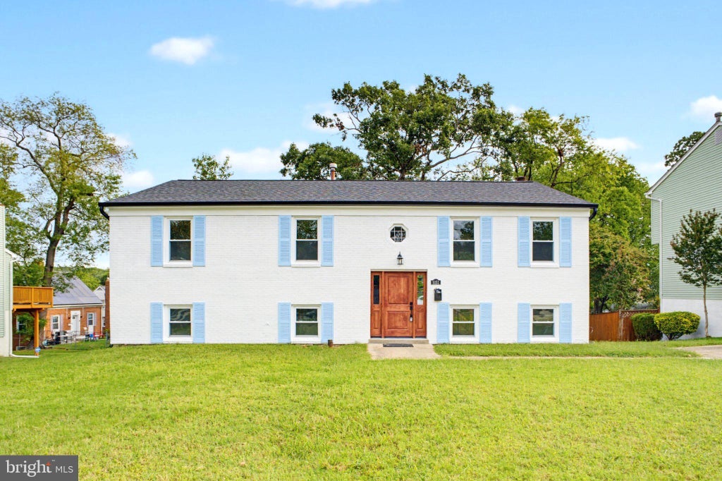Photo of 5151 Eastern Avenue, HYATTSVILLE, MD 20782 (MLS # MDPG2223868)