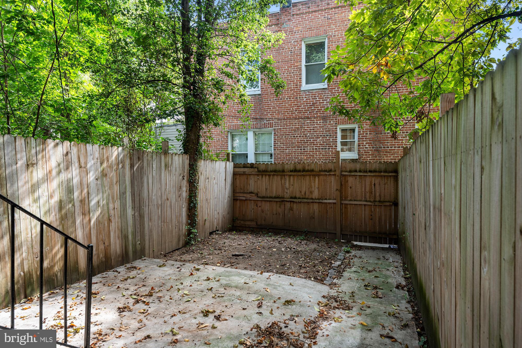 WAVERLY - Residential