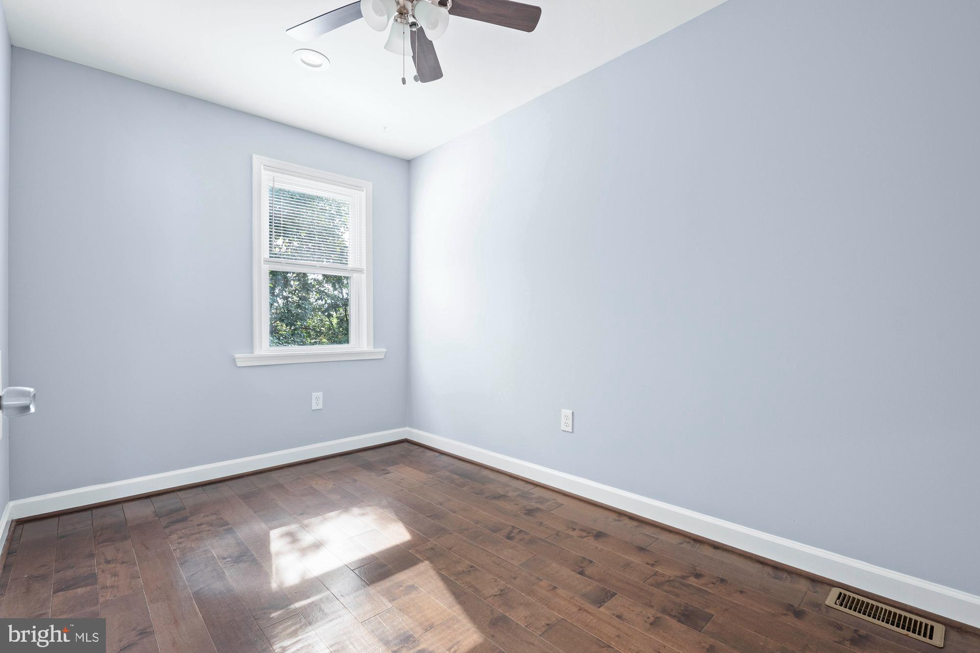 WAVERLY - Residential