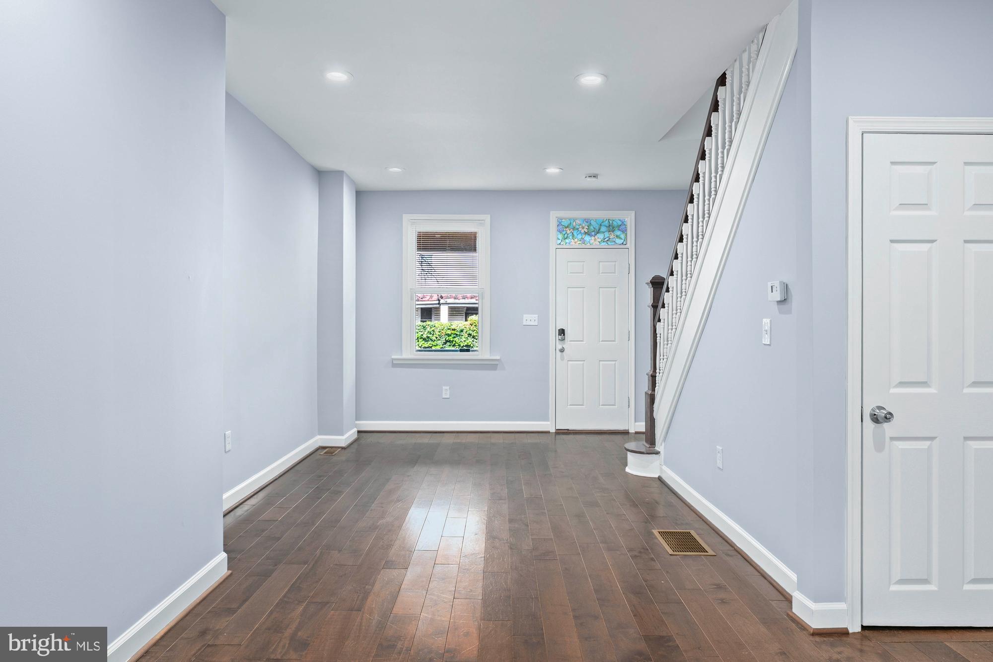 WAVERLY - Residential