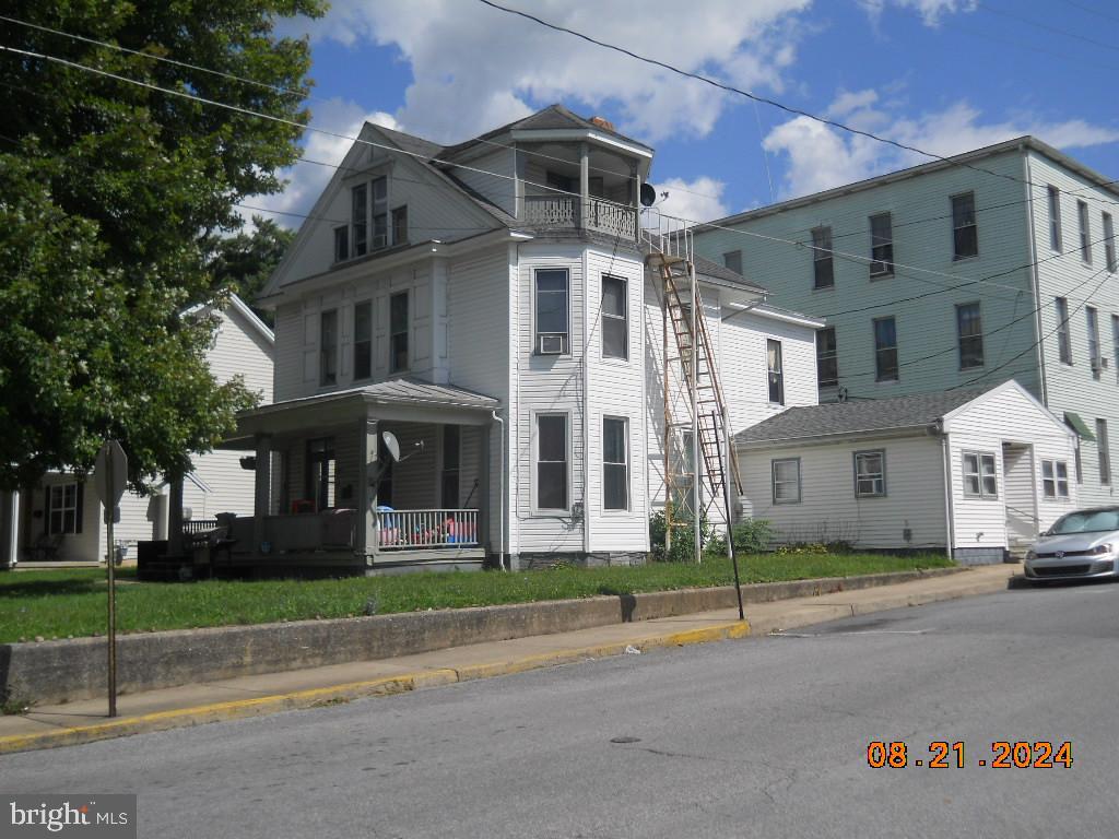 3 Unit Rental in the heart of Shippensburg . Walking distance to Shippensburg University. Much potential on corner lot and 4-way intersection . 2 Bedroom unit on main level and 5-6 Bedroom unit on upper 2 levels and a 1 Bedroom unit on the Prince Street side . Currently fully rented and ready to go . New Furnace 2018 and new roof on Prince Street side 2017. Commonwealth Code Inspection has been passed . Much much rental income potential in a College town .