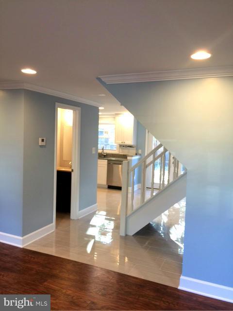 POHICK VILLAGE - Residential