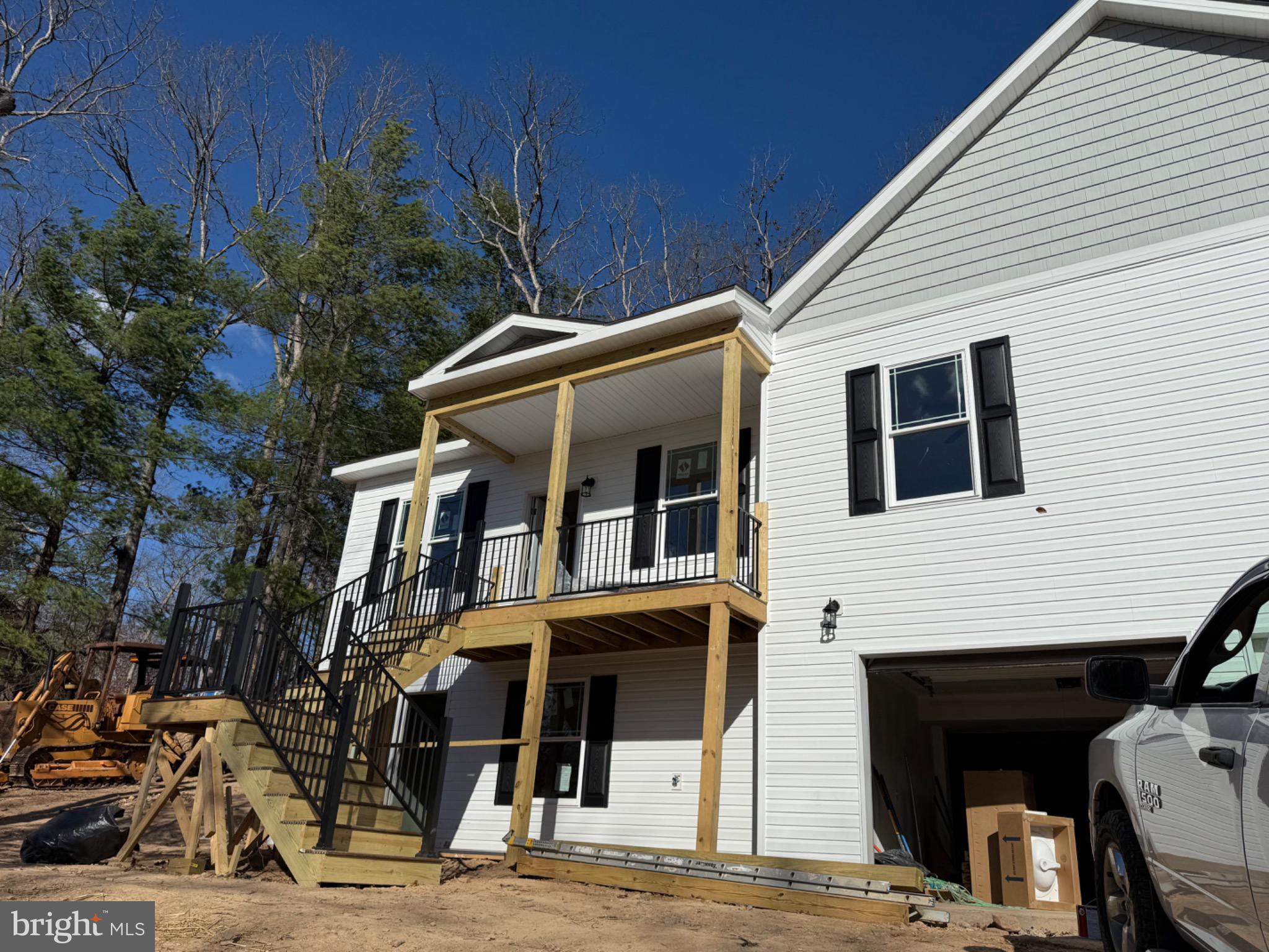 LAKE HOLIDAY ESTATES - Residential