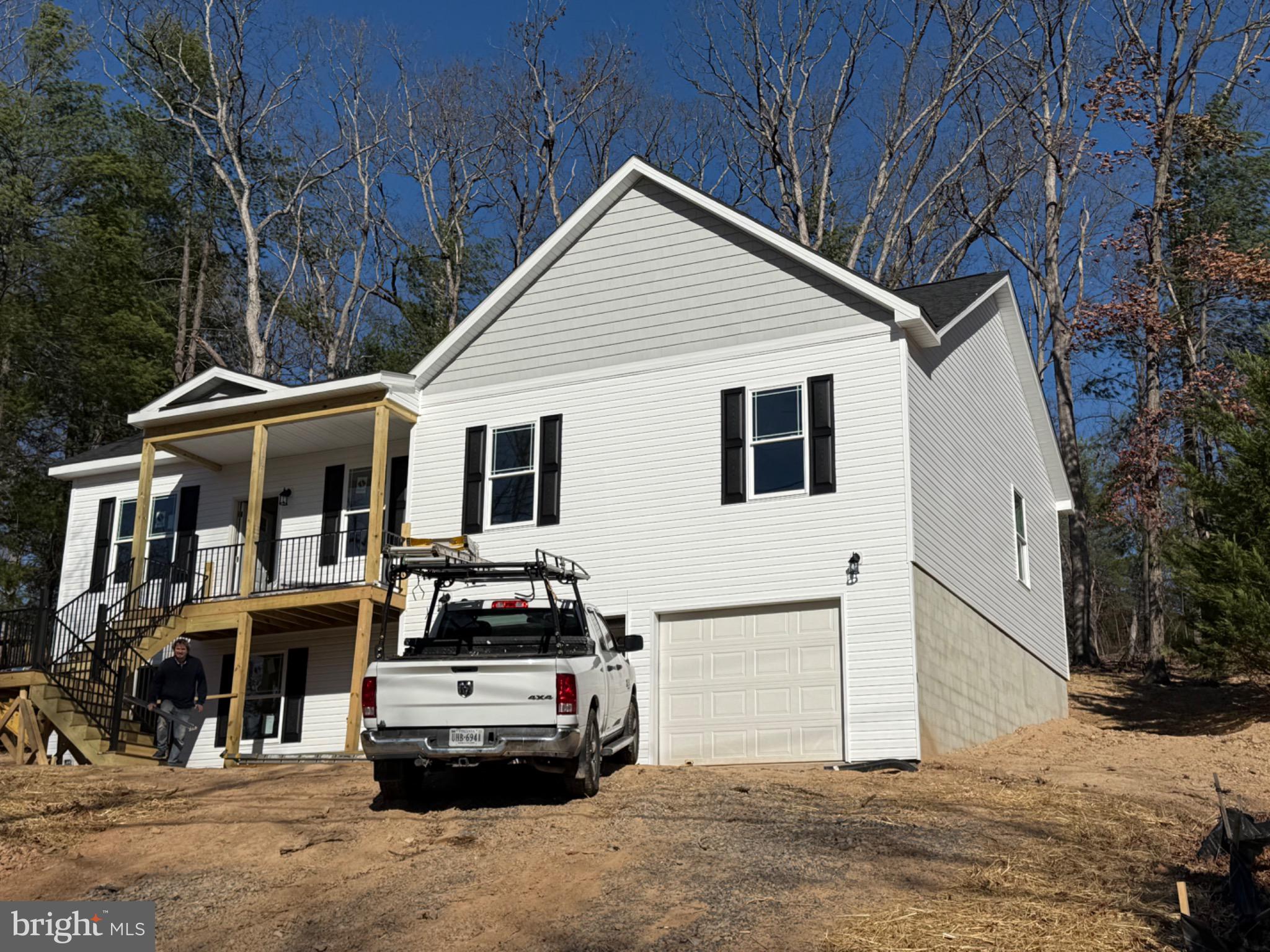 LAKE HOLIDAY ESTATES - Residential