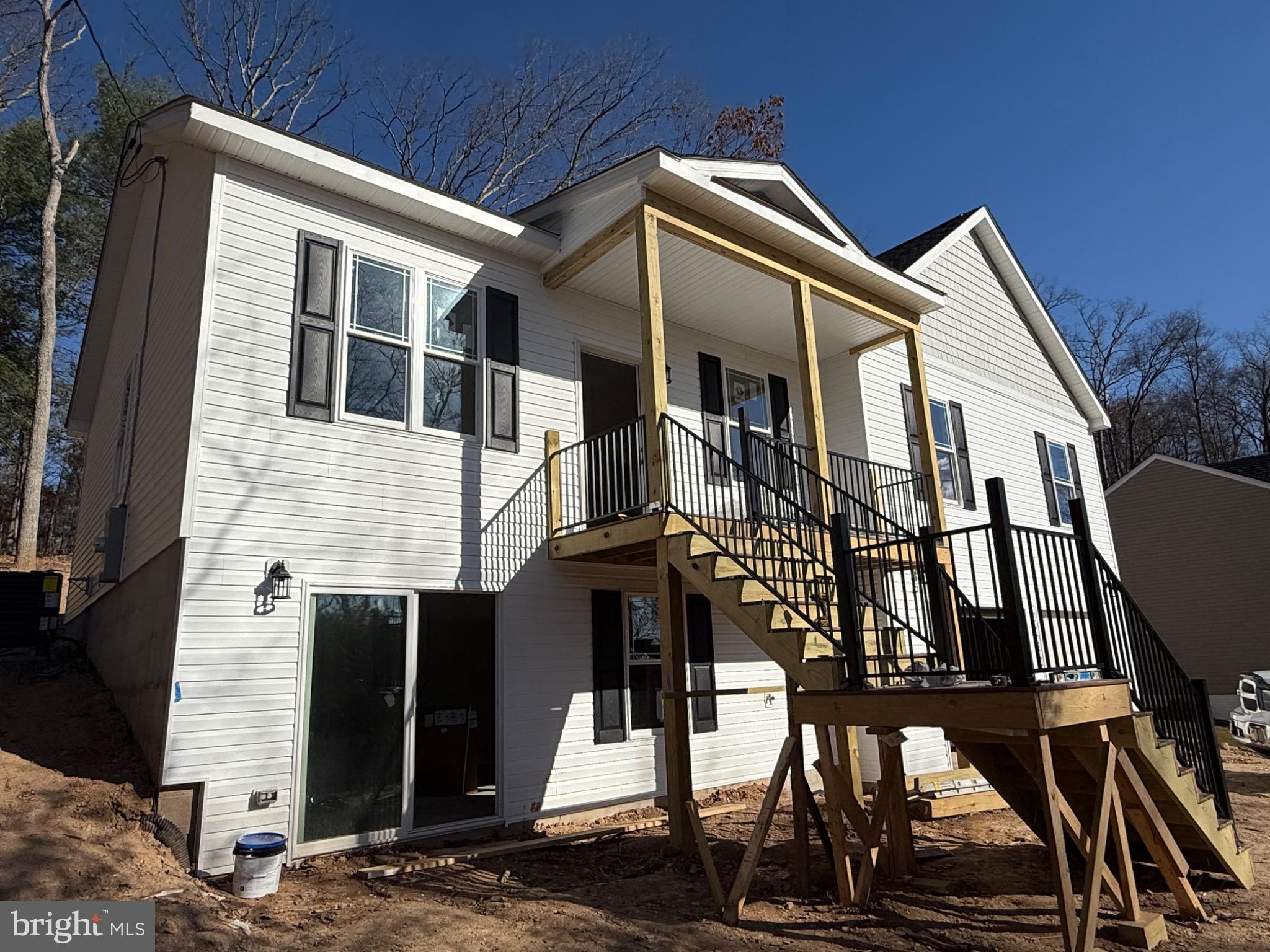 LAKE HOLIDAY ESTATES - Residential