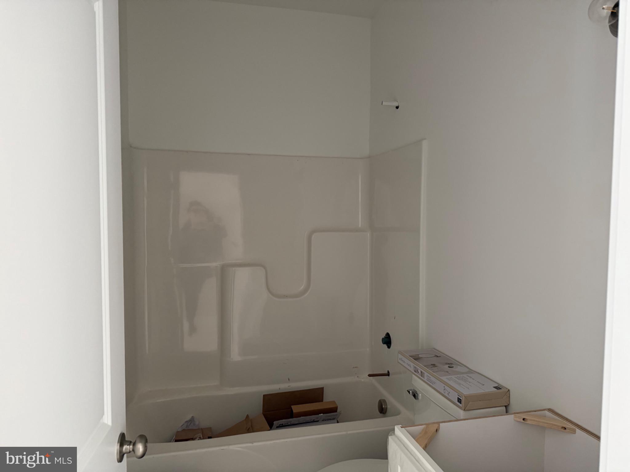 LAKE HOLIDAY ESTATES - Residential