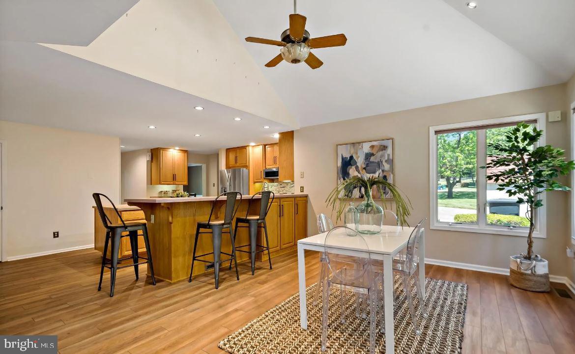 GWYNEDD KNOLL - Residential Lease