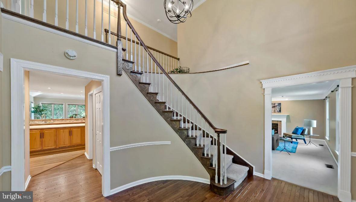 GWYNEDD KNOLL - Residential Lease