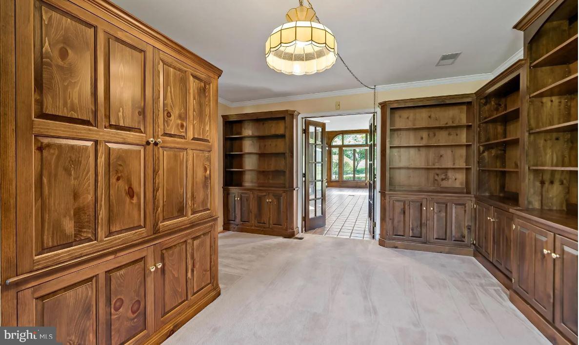 GWYNEDD KNOLL - Residential Lease