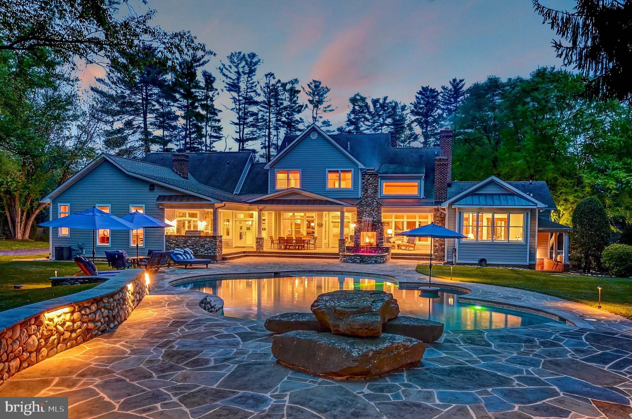 FALLS ROAD CORRIDOR - Residential