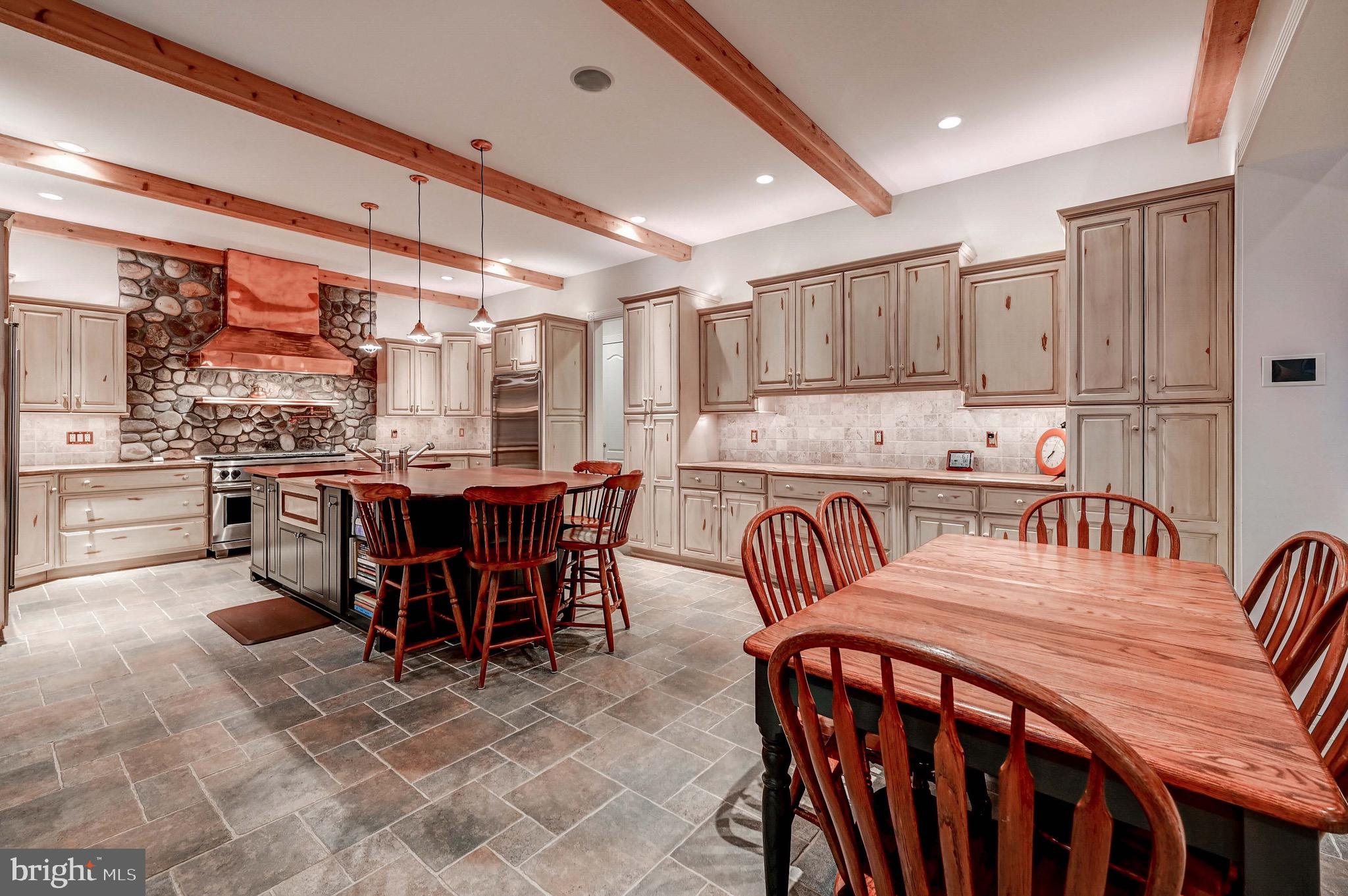 FALLS ROAD CORRIDOR - Residential