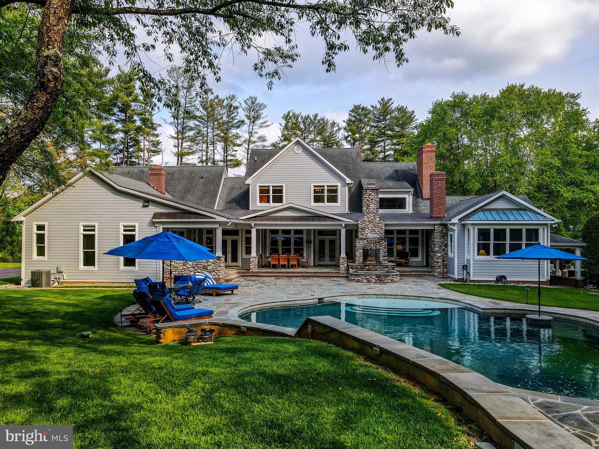 FALLS ROAD CORRIDOR - Residential