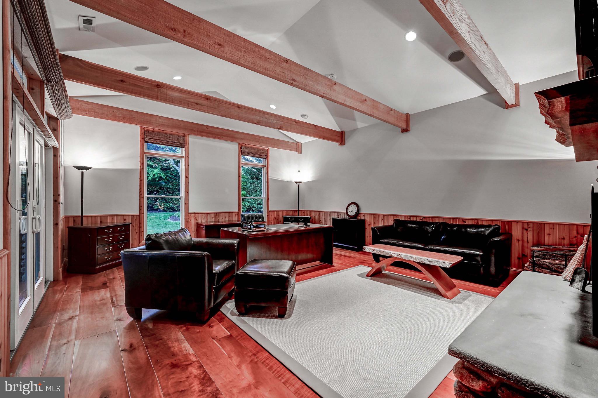 FALLS ROAD CORRIDOR - Residential