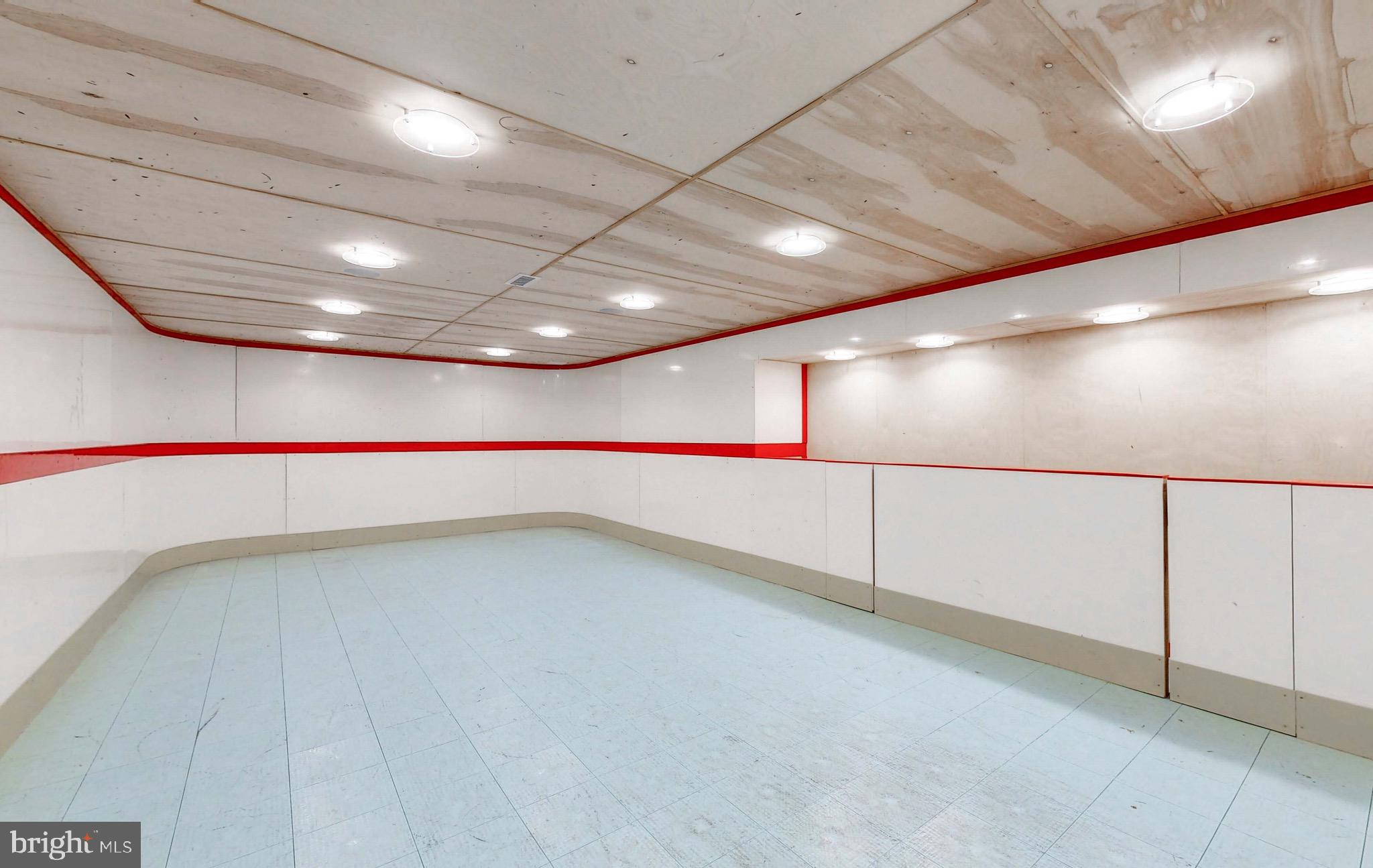 FALLS ROAD CORRIDOR - Residential