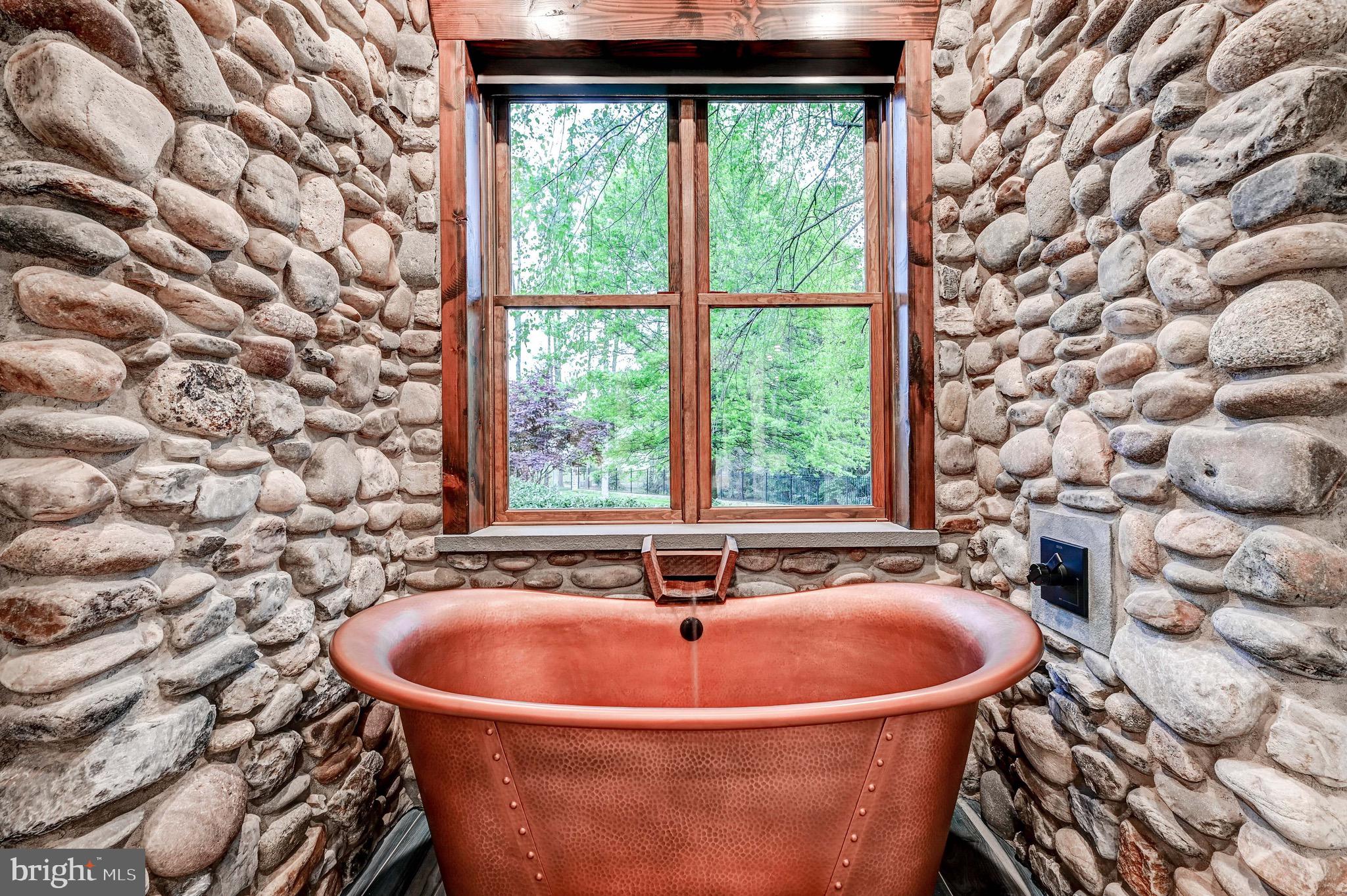 FALLS ROAD CORRIDOR - Residential