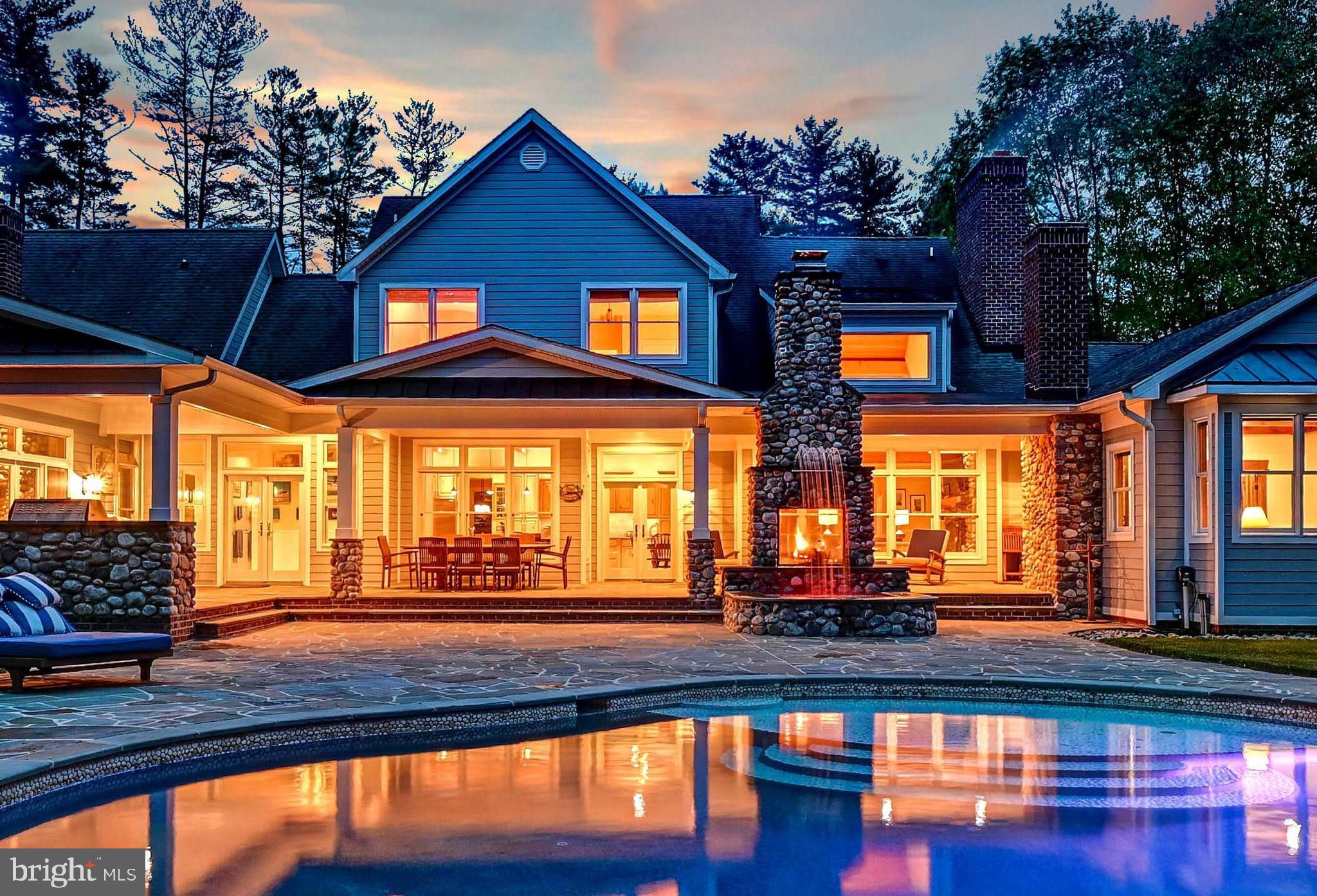 FALLS ROAD CORRIDOR - Residential