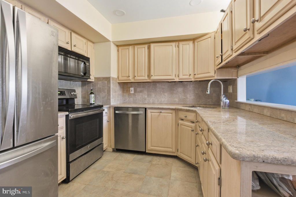 Photo of 514 Randolph Court #C, PHILADELPHIA, PA 19147 (MLS # PAPH2522268)