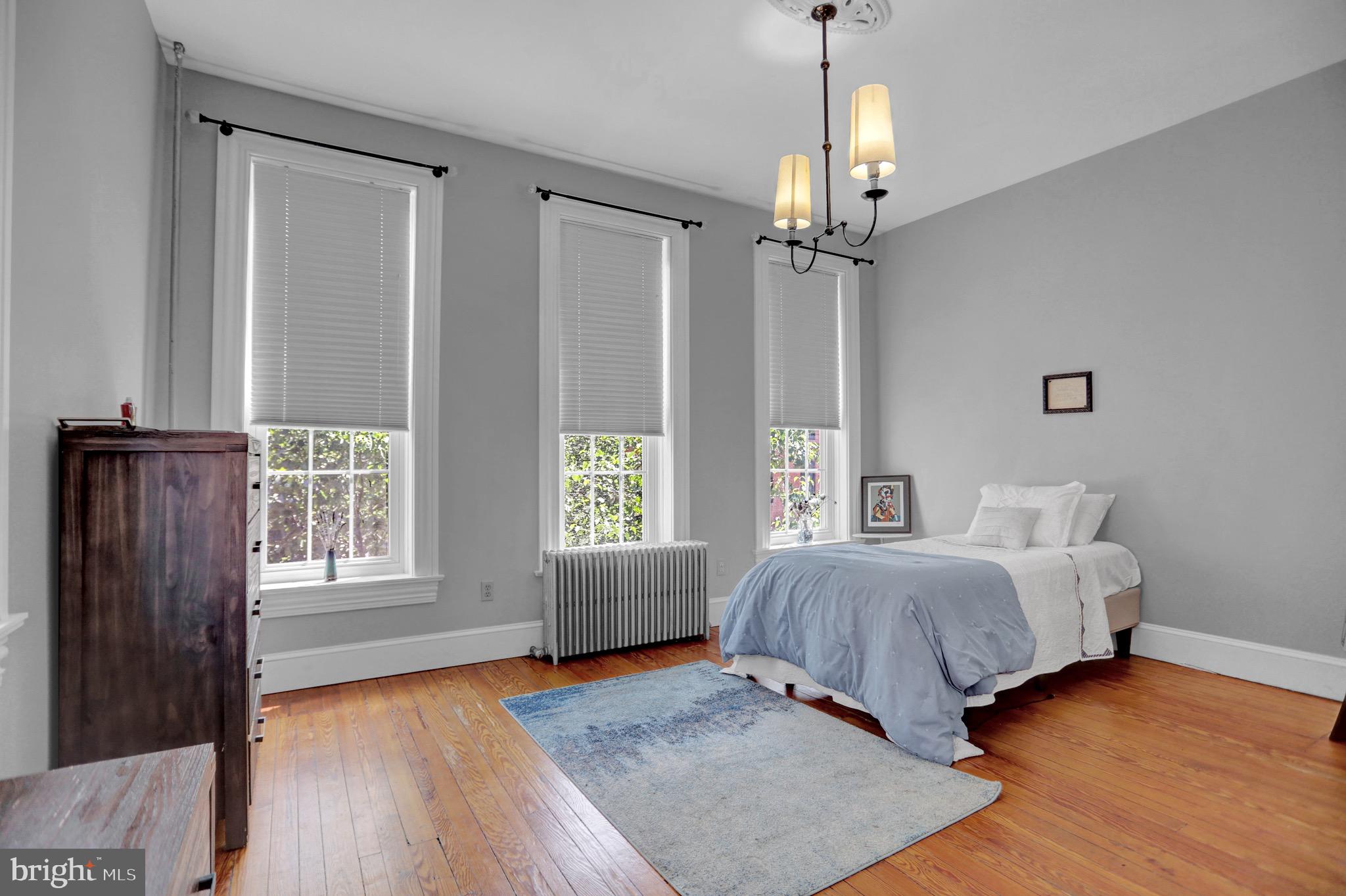 BUTCHERS HILL - Residential