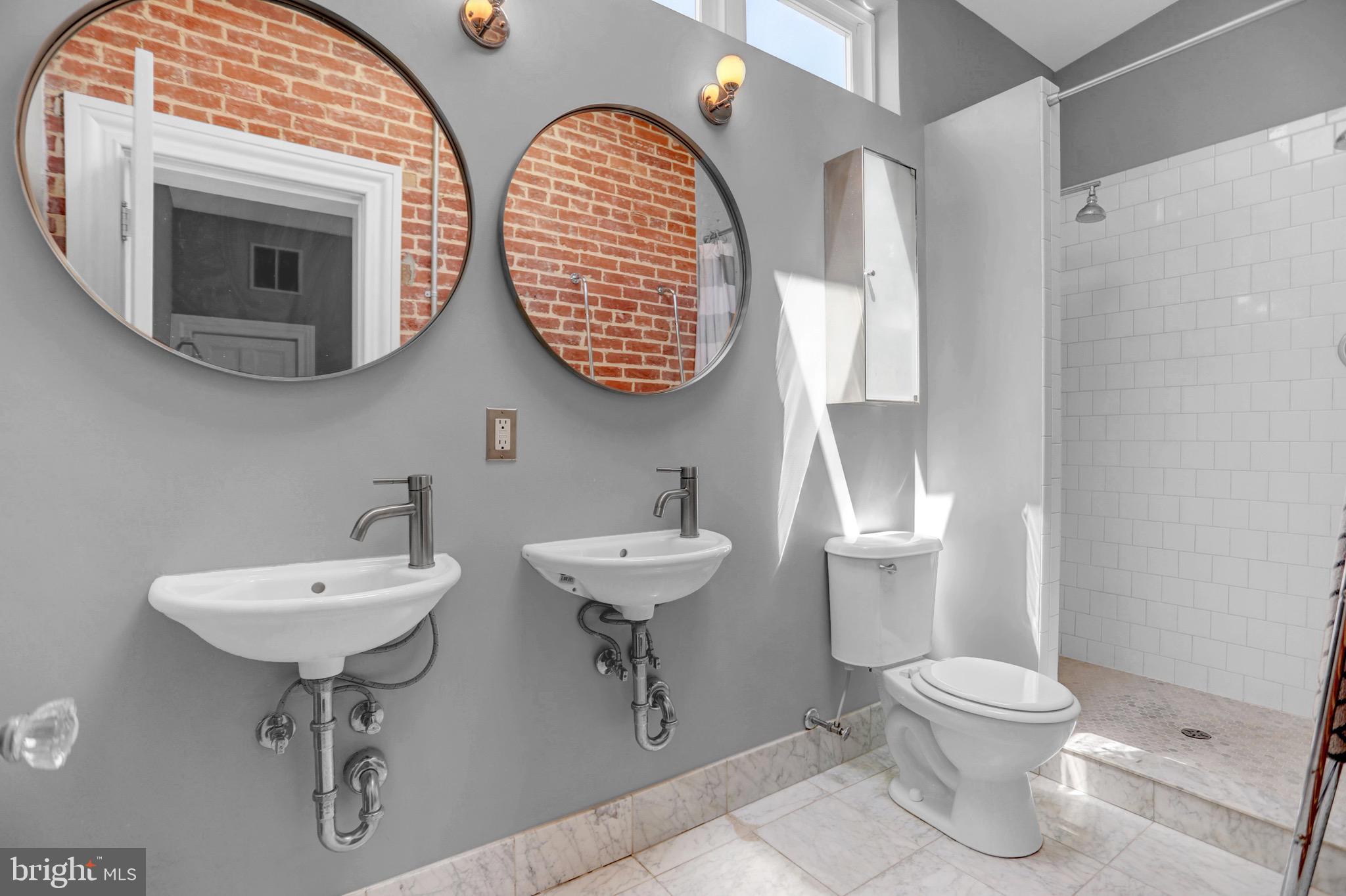 BUTCHERS HILL - Residential