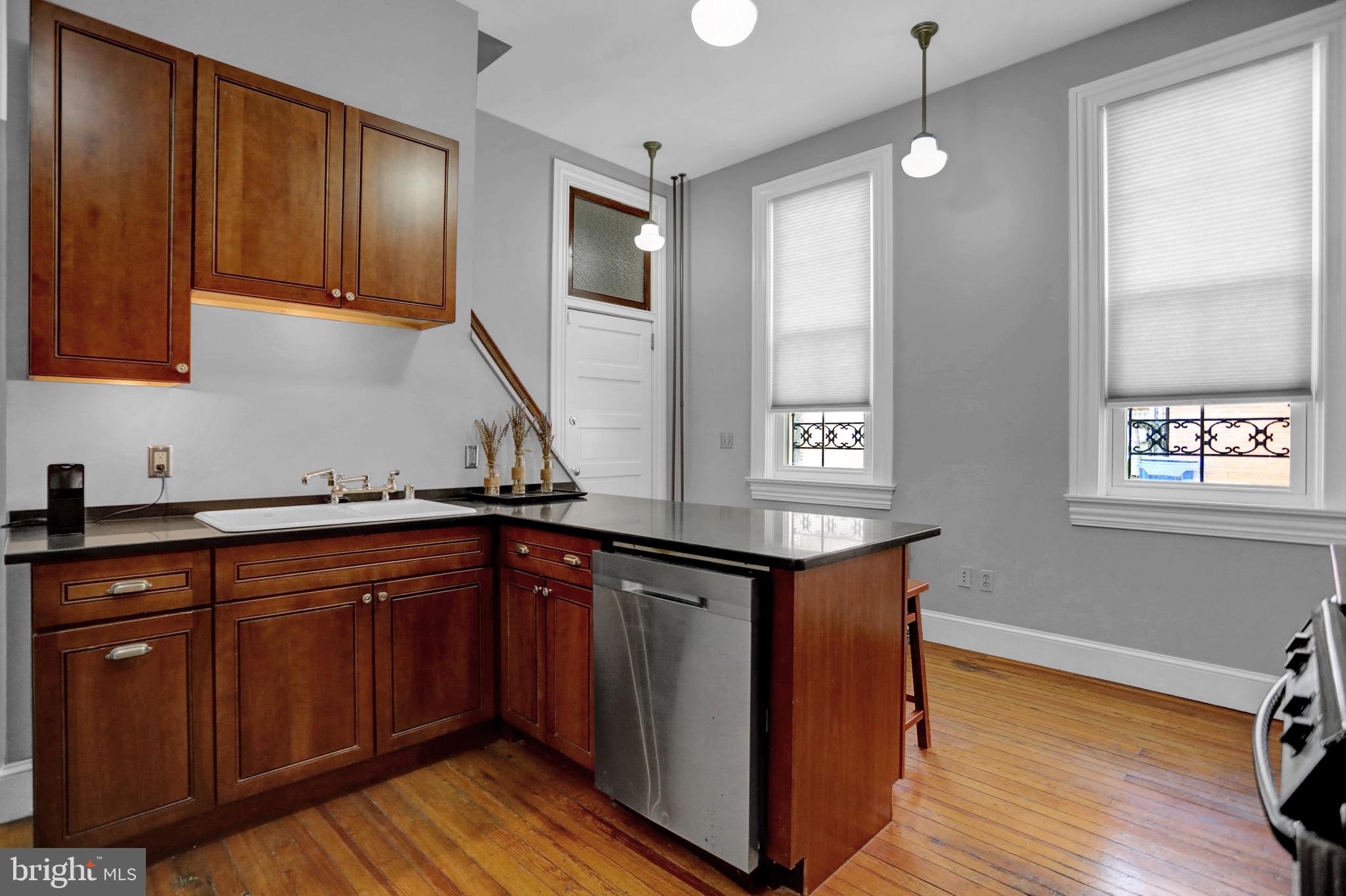 BUTCHERS HILL - Residential