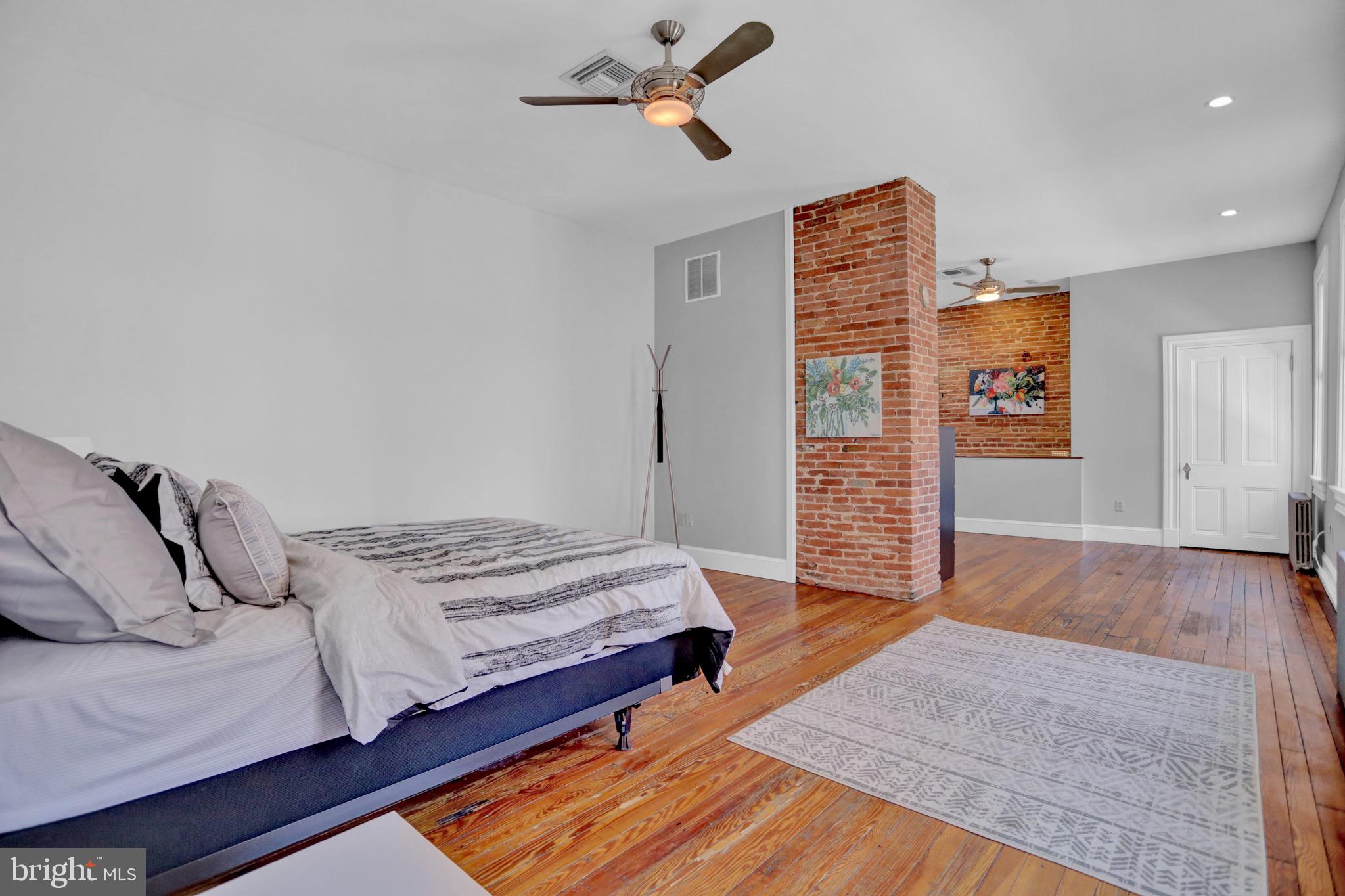 BUTCHERS HILL - Residential